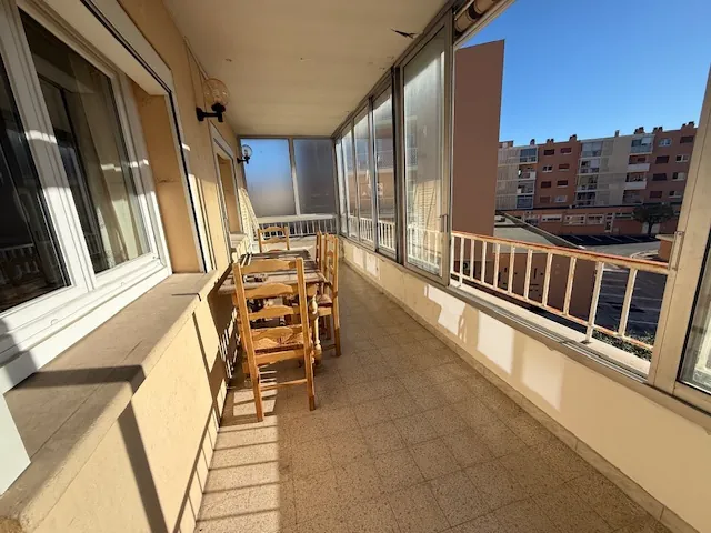 Appartement de 80 m² à La Valette-du-Var avec terrasse et cave, proche commerces