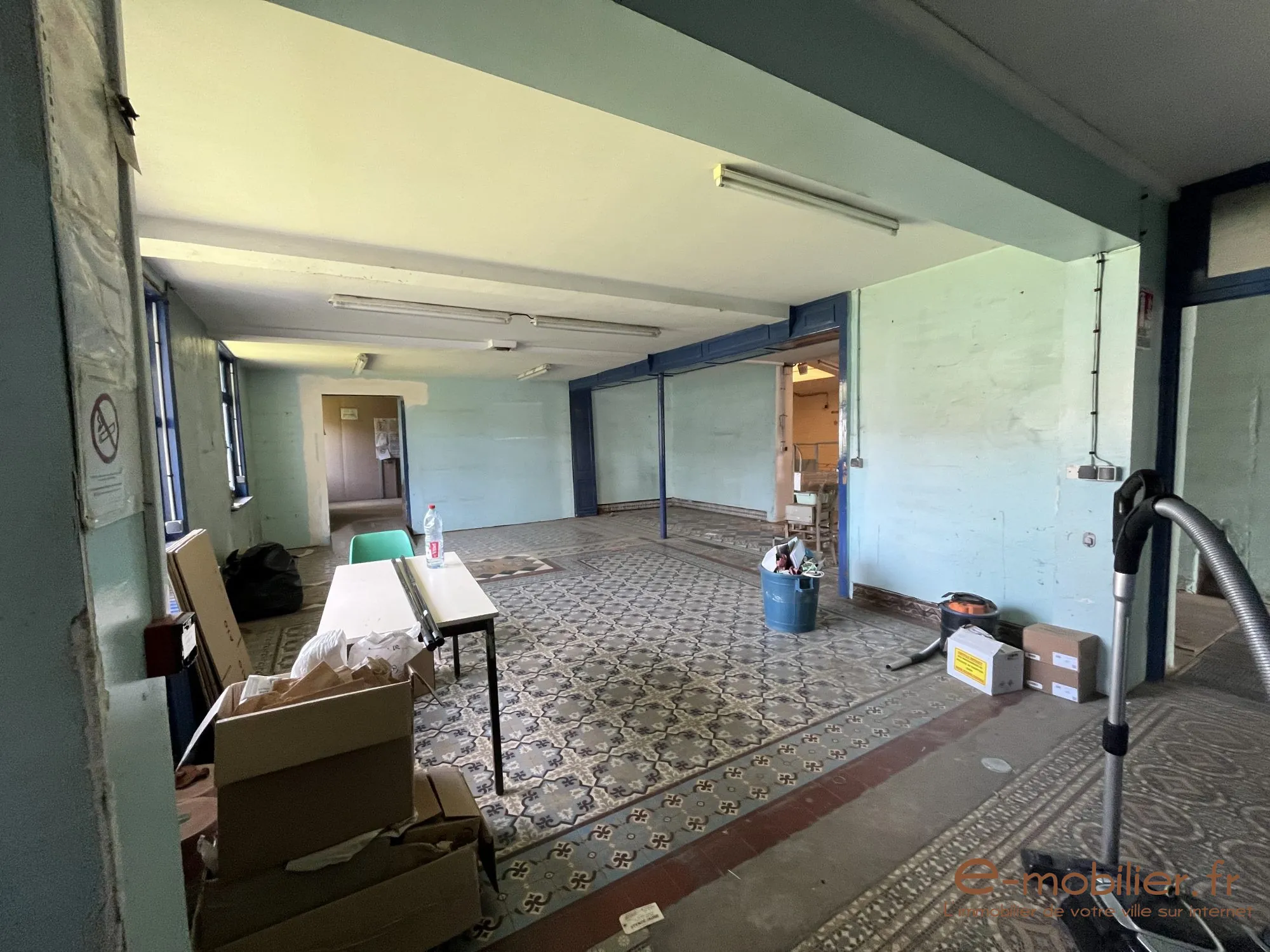 Maison à aménager de 142m² à Moncheaux, avec jardin et parking