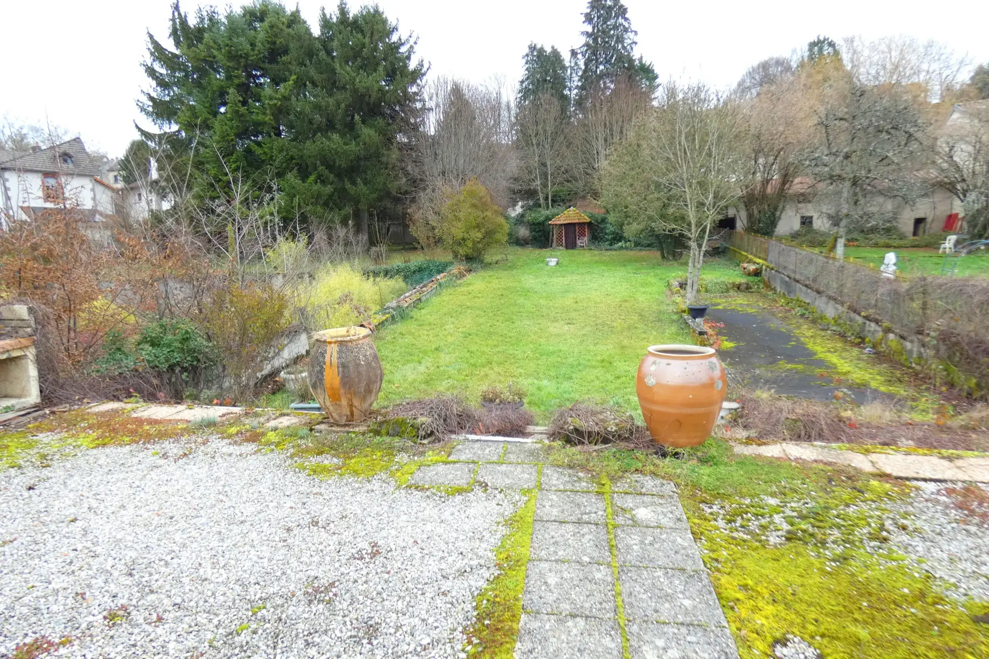 Appartement T3 lumineux avec terrasse et jardin à Aurillac 
