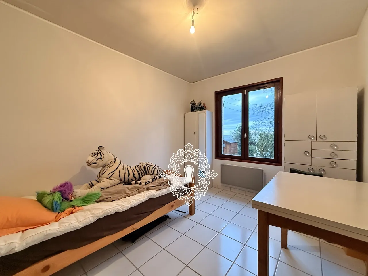 Belle maison traditionnelle de 3 chambres à Donnemarie-Dontilly avec terrain clos 