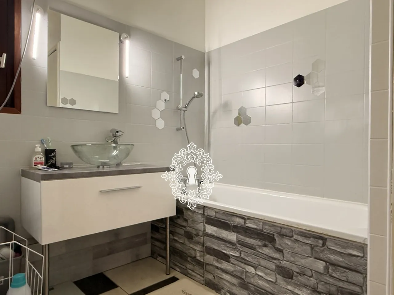 Belle maison traditionnelle de 3 chambres à Donnemarie-Dontilly avec terrain clos 