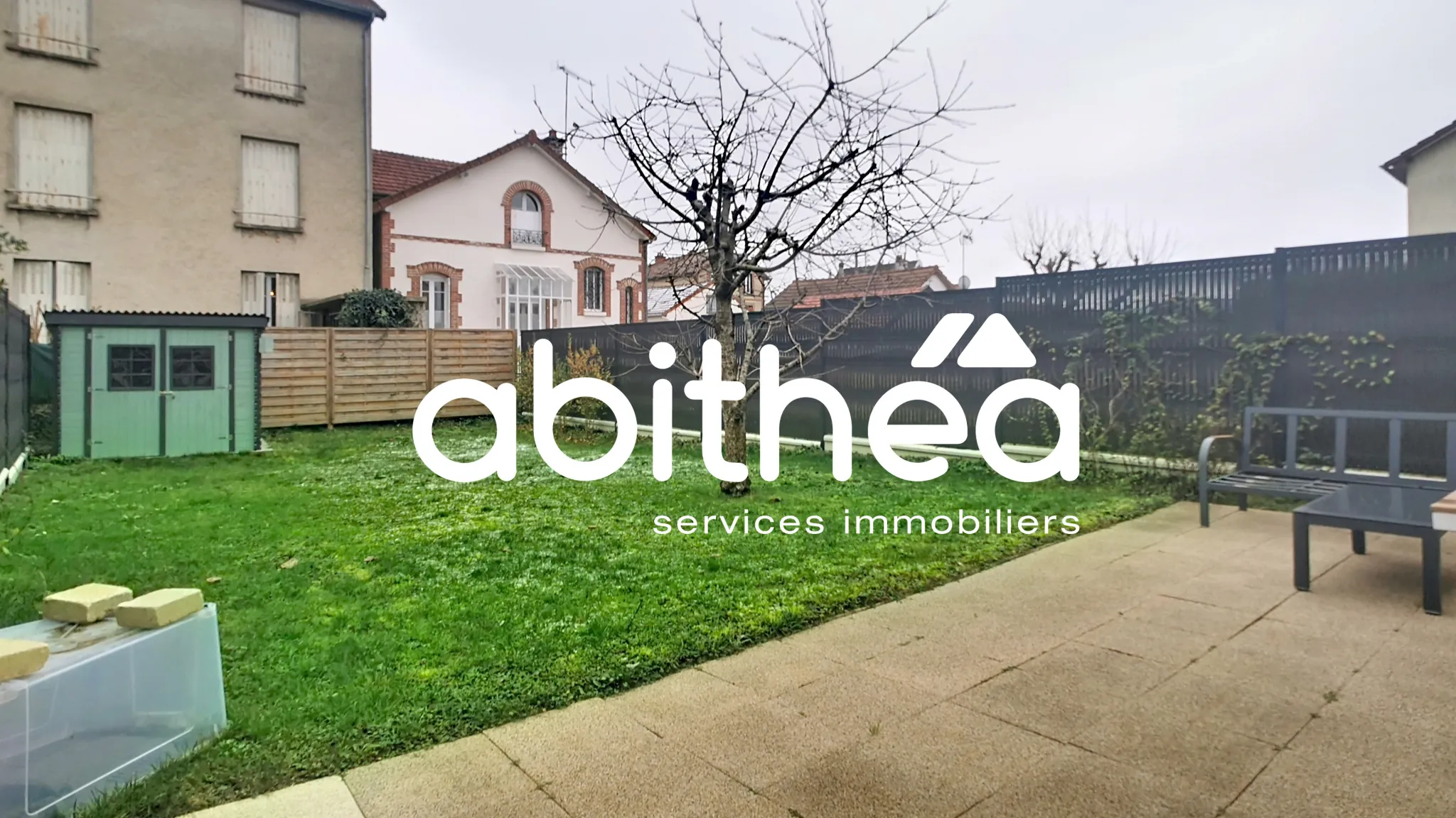 Charmante maison 5 pièces avec jardin et parking à Sainte-Savine 