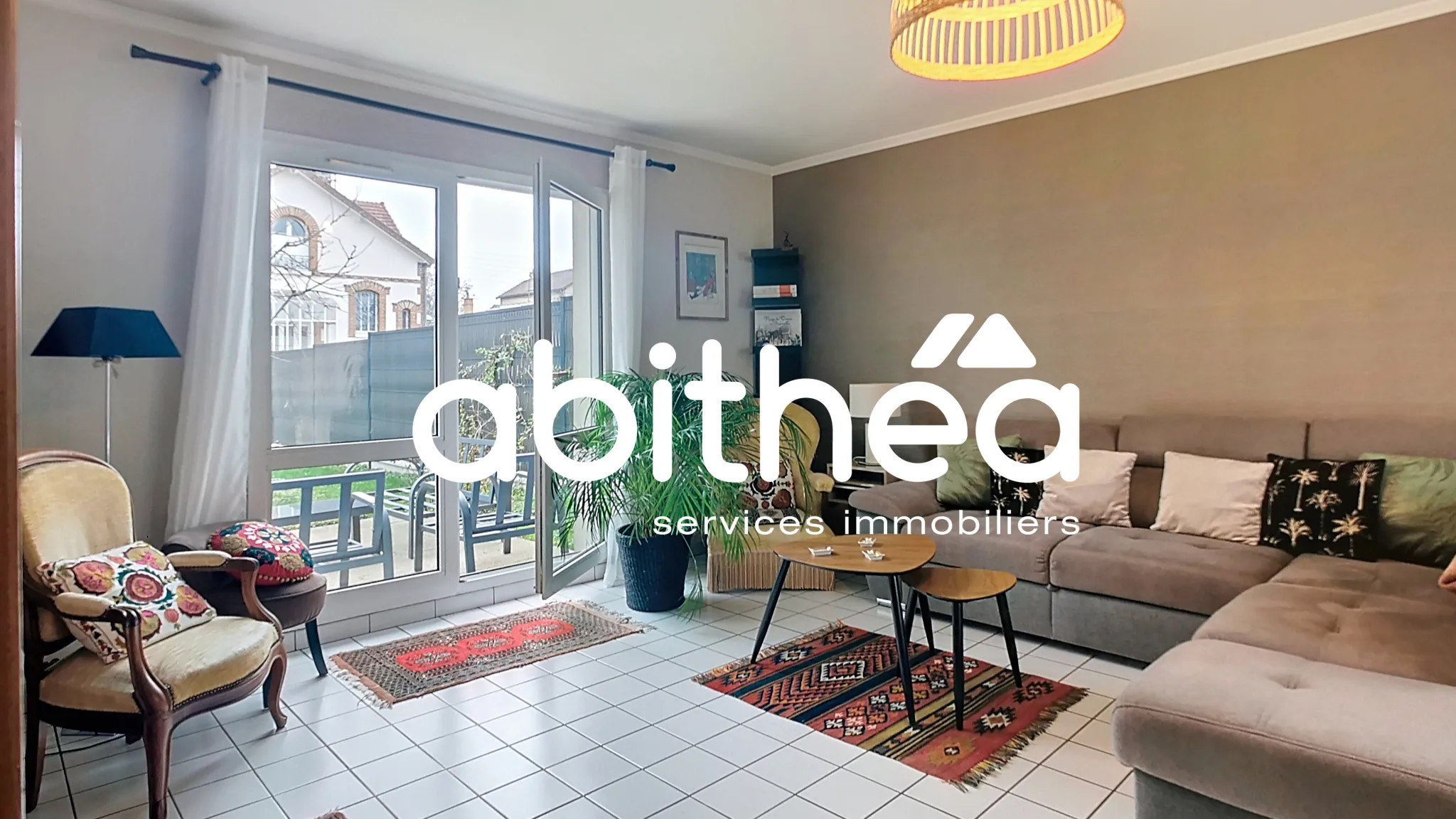 Charmante maison 5 pièces avec jardin et parking à Sainte-Savine 