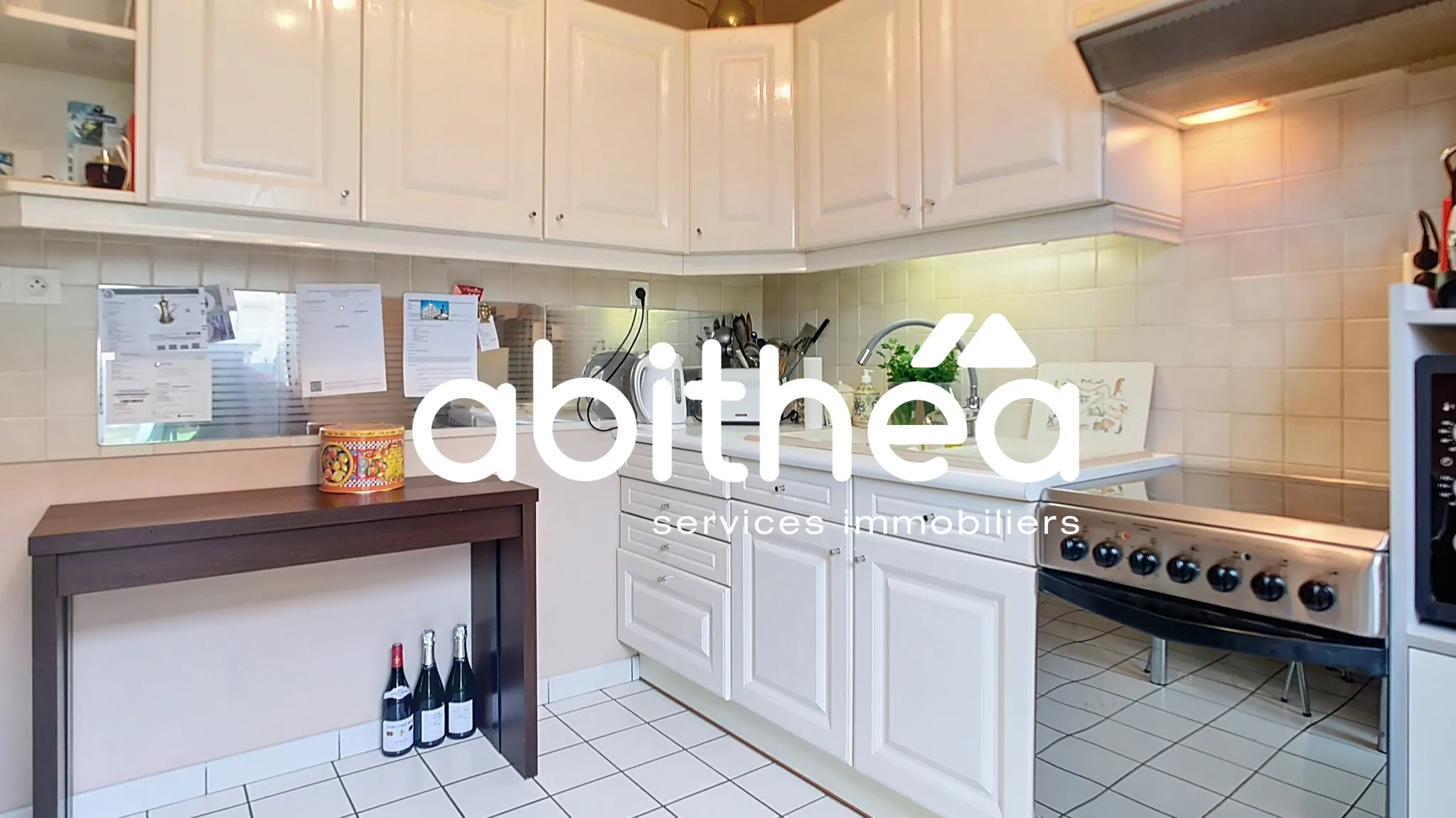 Charmante maison 5 pièces avec jardin et parking à Sainte-Savine 