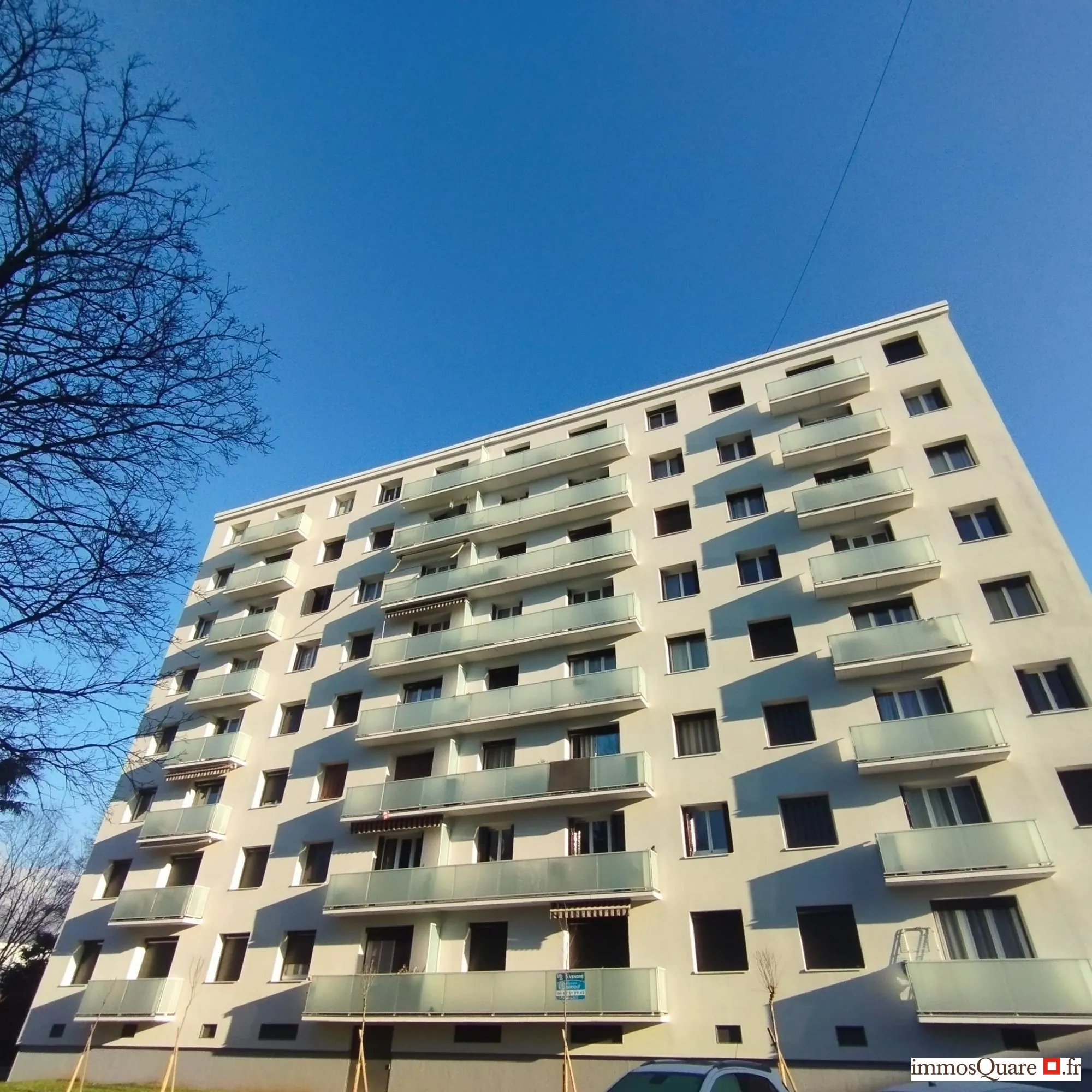 Appartement T4 à vendre à Saint Martin d'Hères avec vue imprenable et rénovations en cours