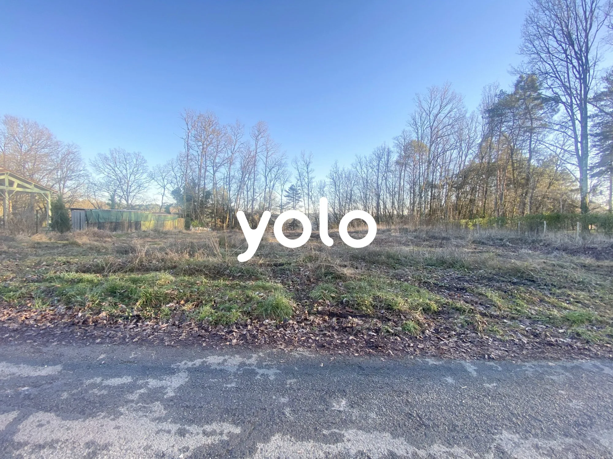 Terrain constructible de 1668 m² à Chancelade, proche Périgueux 