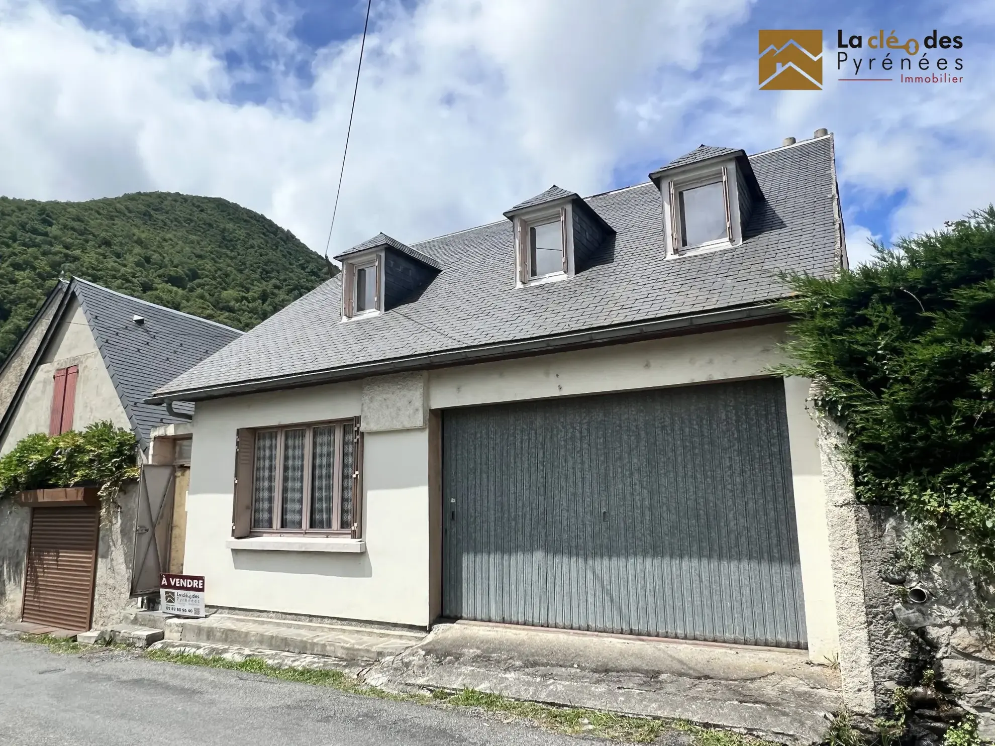 Maison de village à Sarrancolin avec cour et garage, 128 m²