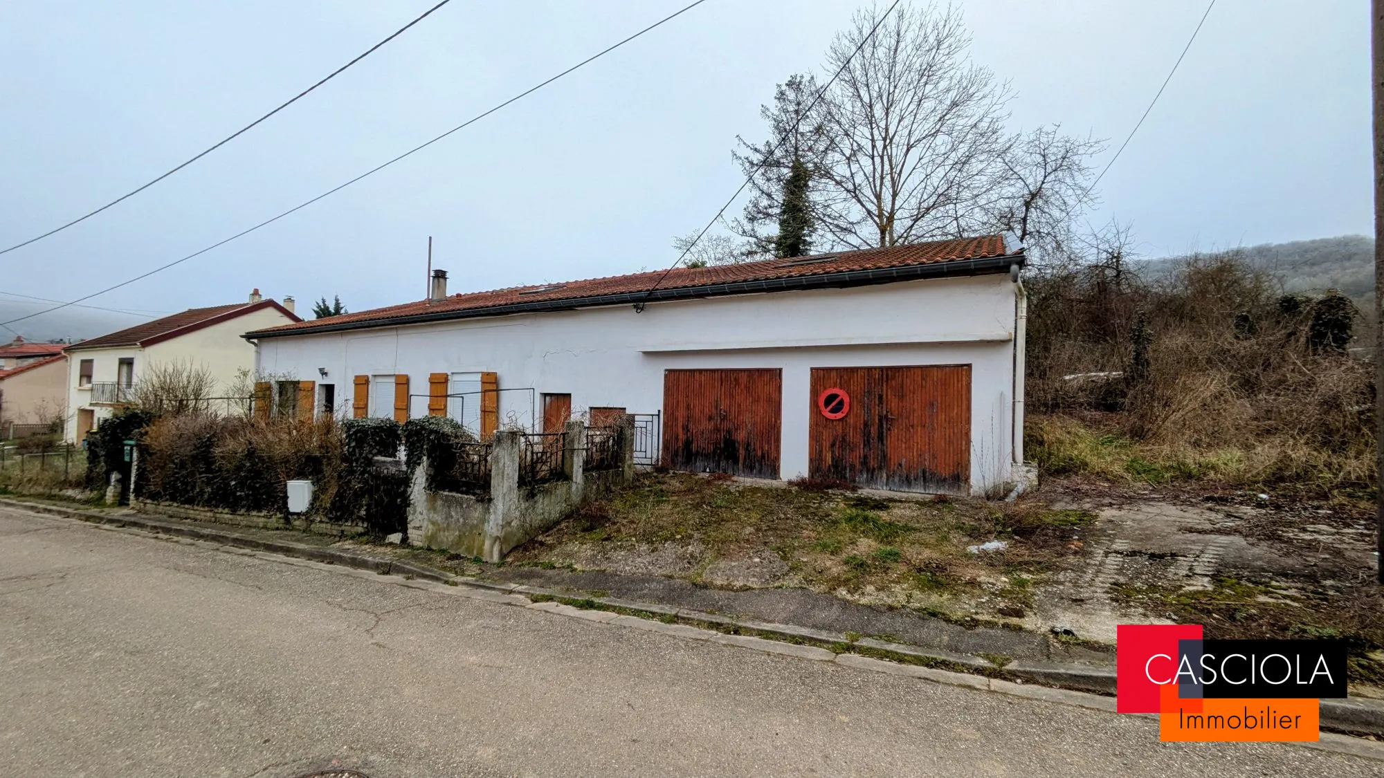 Maison à démolir ou à rénover à Ars-sur-Moselle - Opportunité rare
