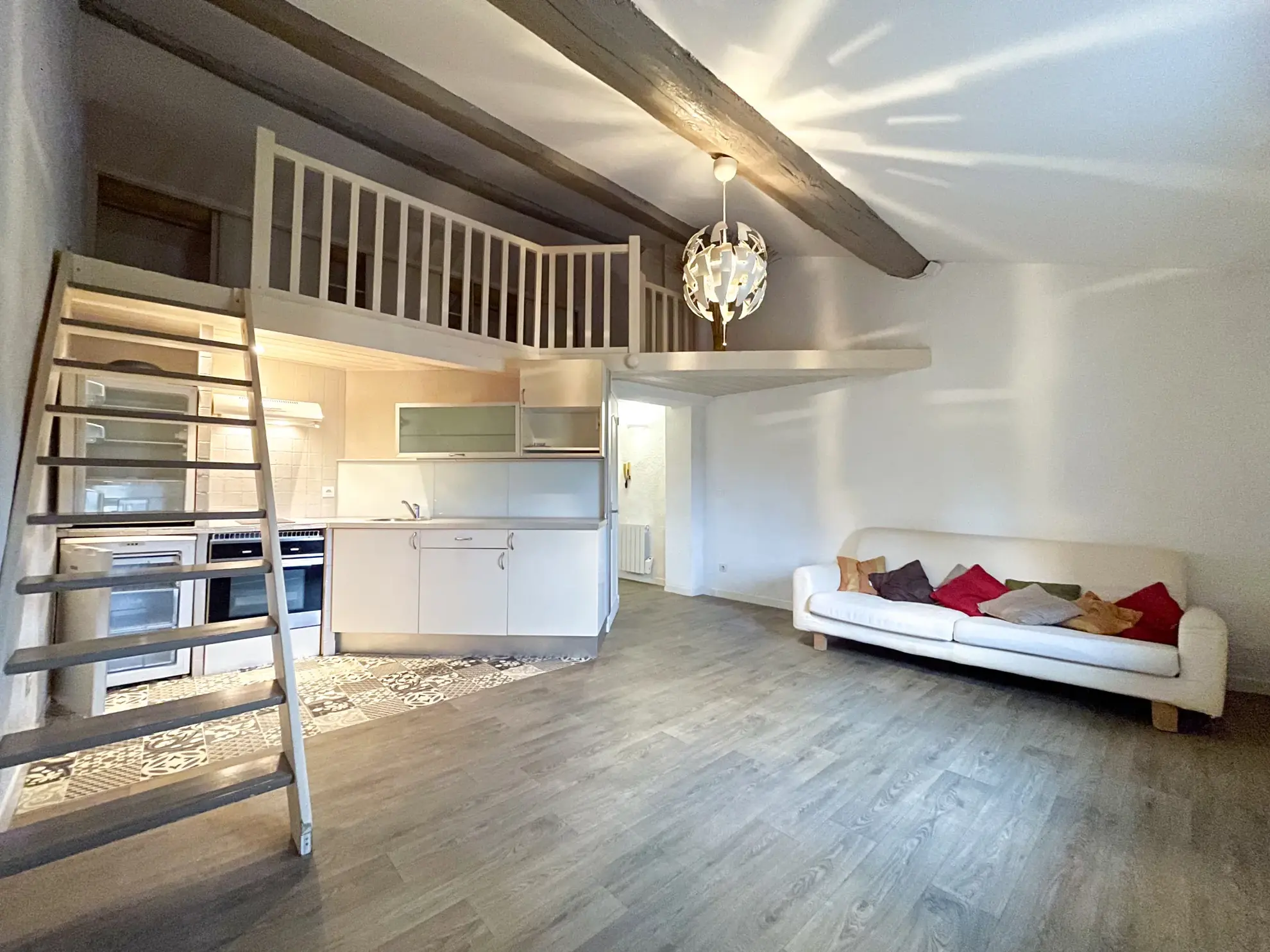 Appartement T2 de 41,64 m² avec mezzanine à Pertuis, idéal premier achat ou investissement