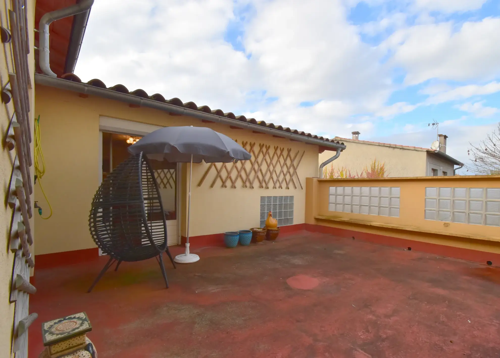Maison de village 250 m² à Villebrumier avec terrasse et garage 