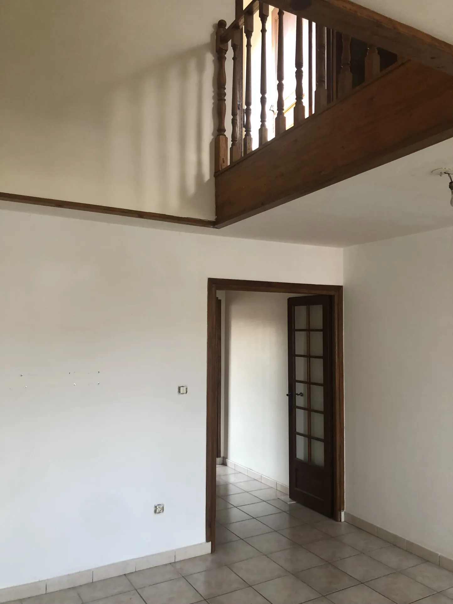 Appartement en duplex à Douai avec 3 chambres et parking sécurisé