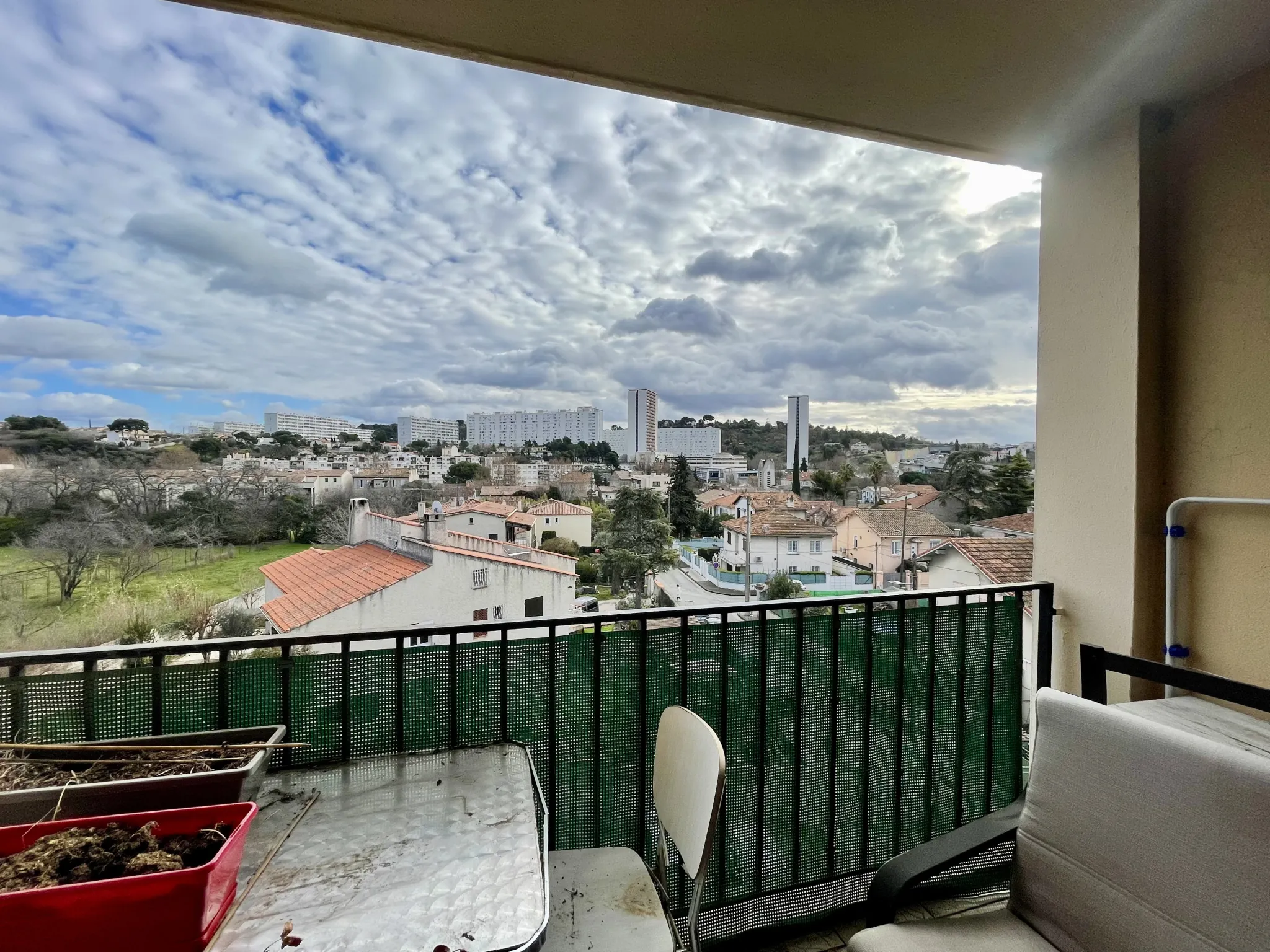 Appartement T3 lumineux avec balcon, cave et parking à La Rose - Château-Gombert