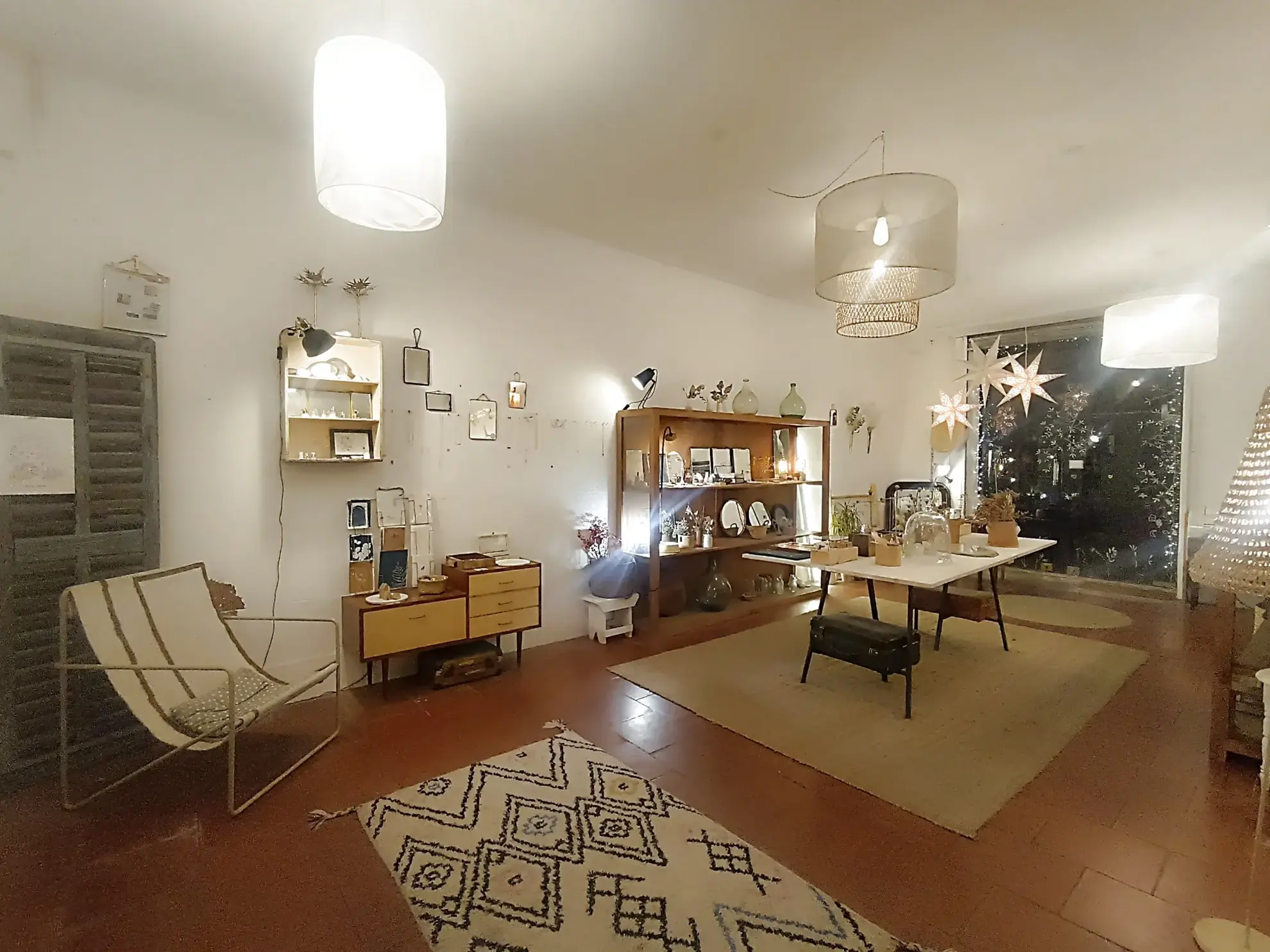 Bail Commercial à Vendre dans le Quartier Cours Julien / Notre-Dame-du-Mont à Marseille