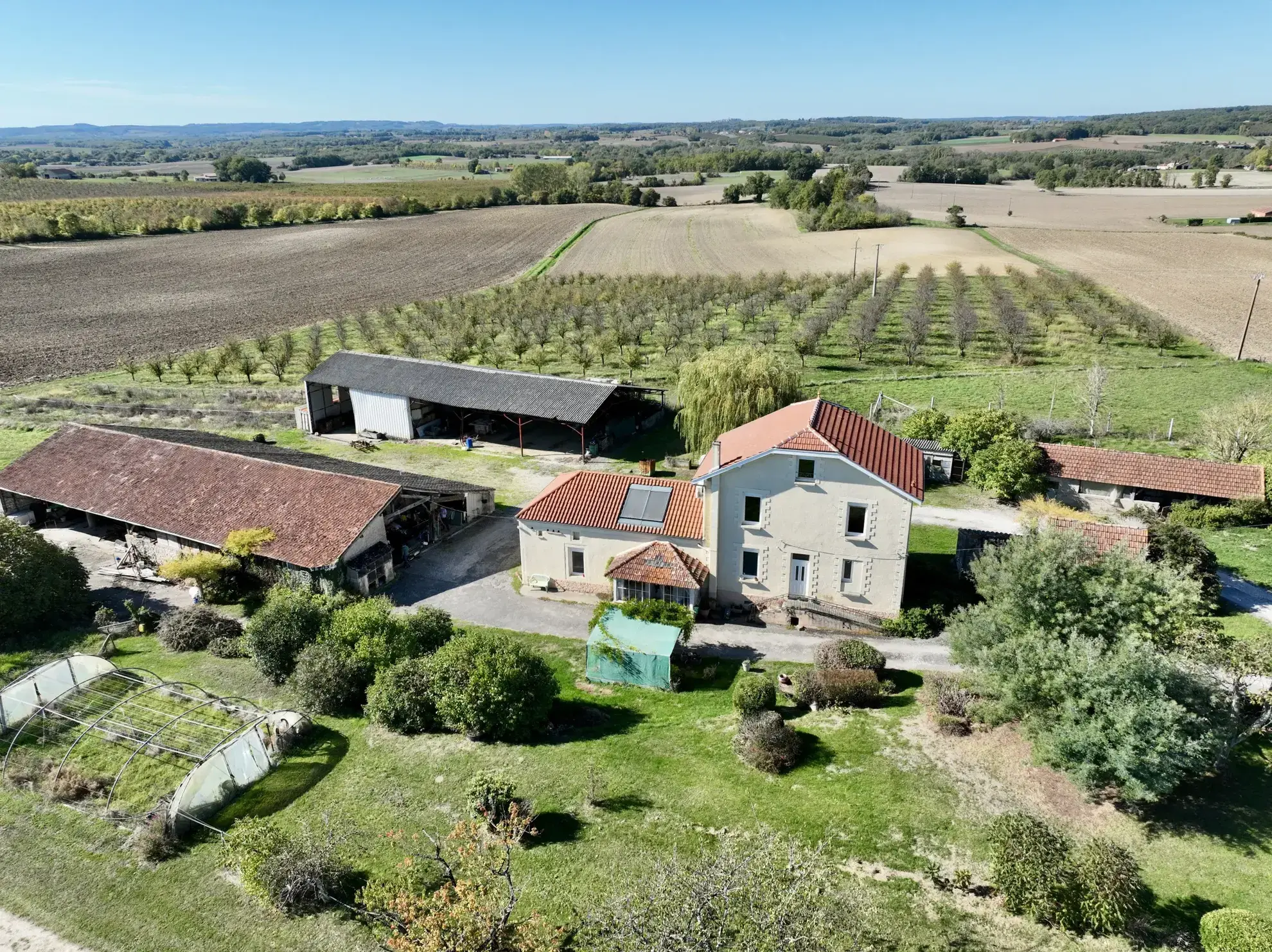 Charmante maison de campagne à Monsegur avec grands espaces et terrain à vendre