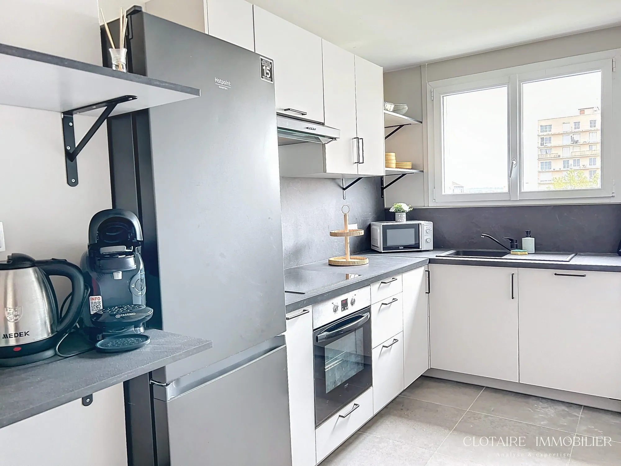 Bel appartement T3 rénové avec lumineux spacieux à Compiègne 