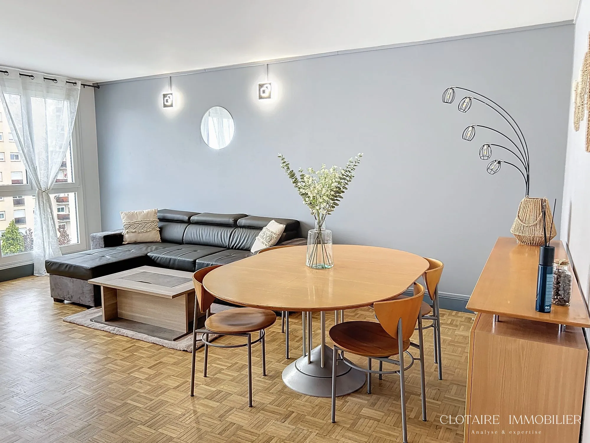 Bel appartement T3 rénové avec lumineux spacieux à Compiègne