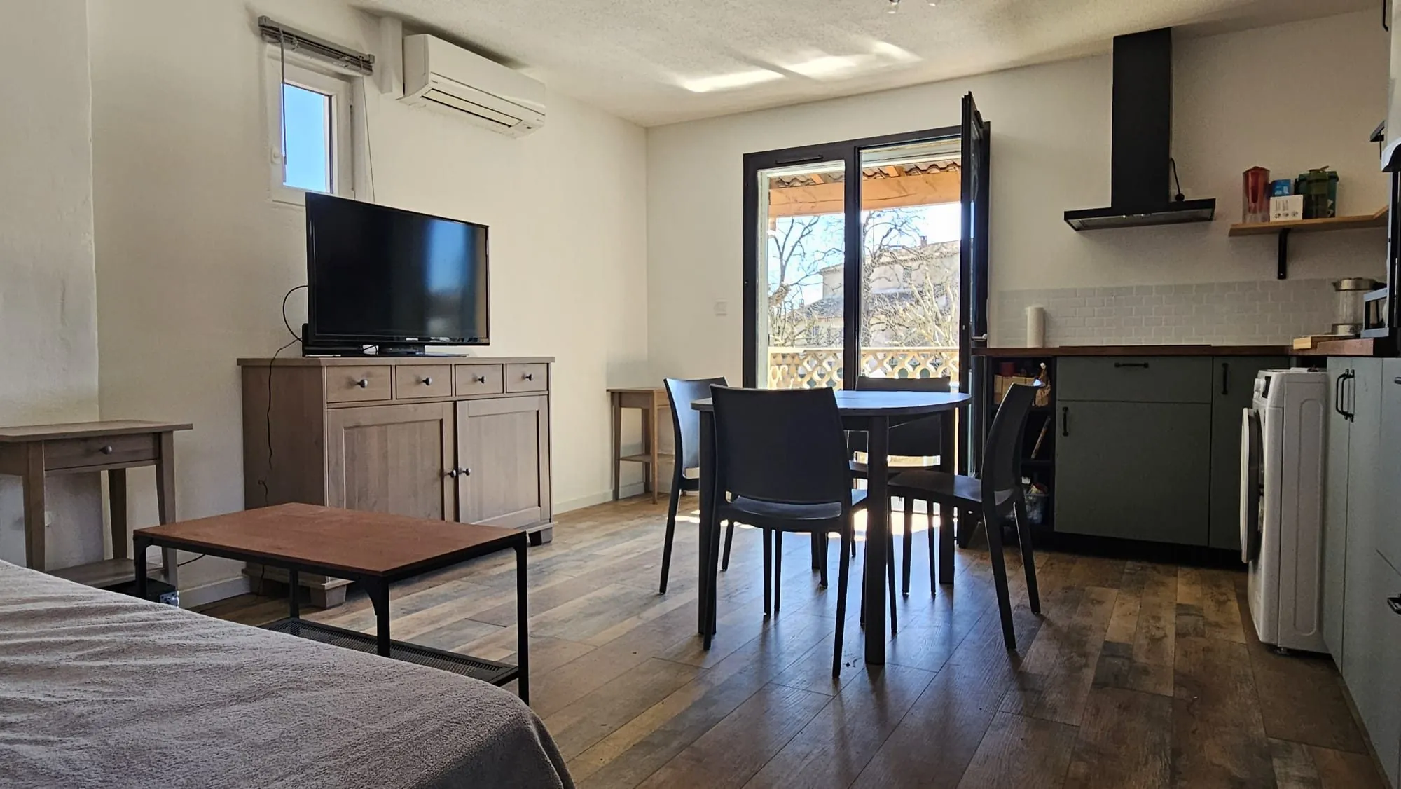 A vendre appartement T2 avec terrasse, piscine à Quissac - Copropriété conviviale 