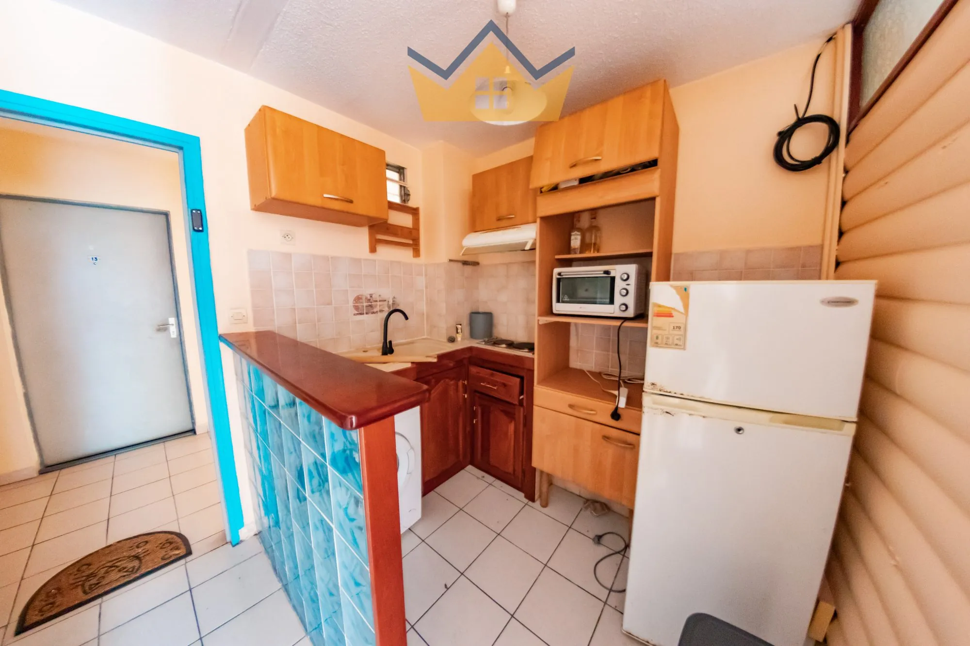 Studio à rénover dans secteur recherché de Fort-de-France - Opportunité d'investissement 