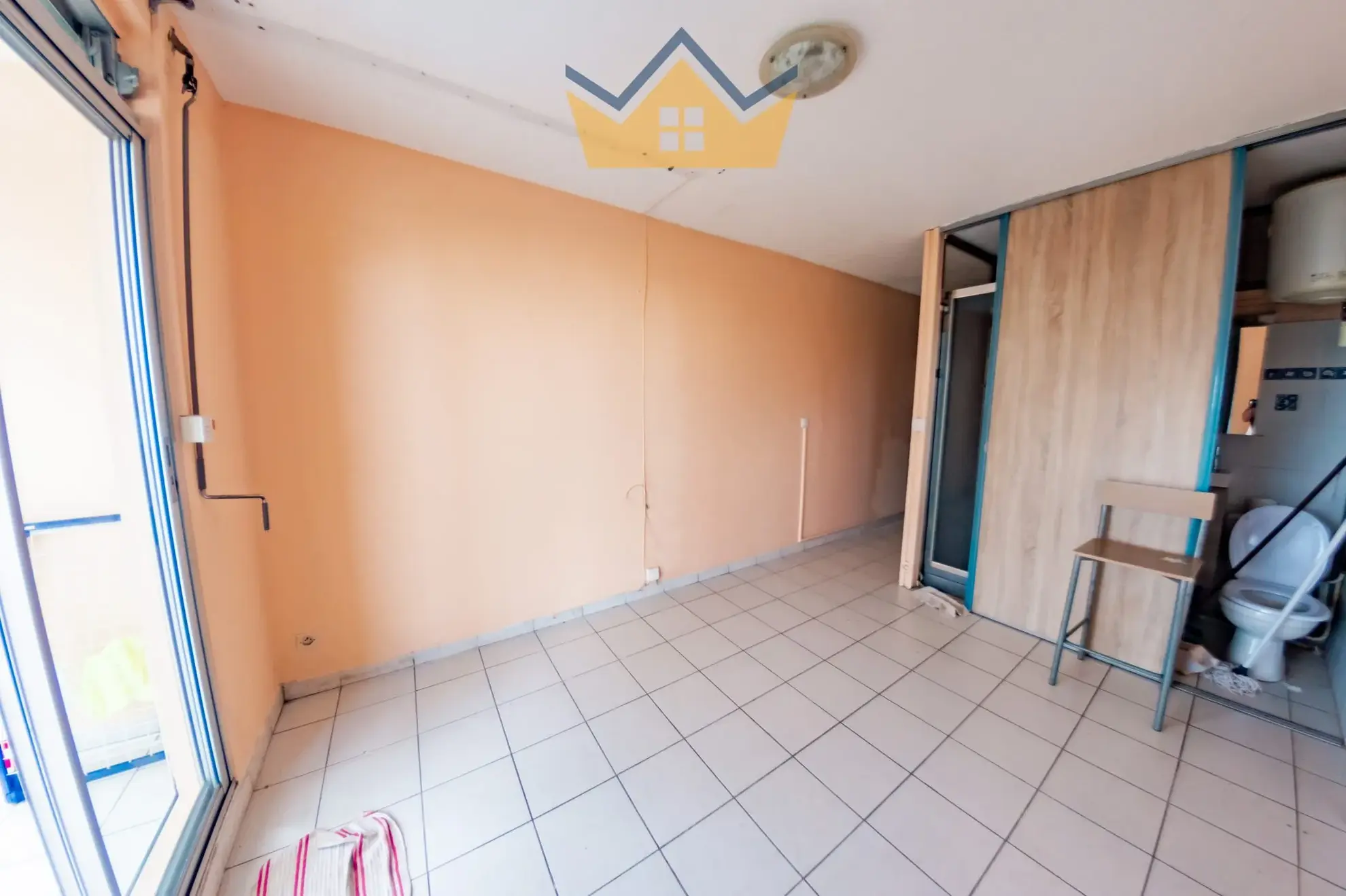 Studio à rénover dans secteur recherché de Fort-de-France - Opportunité d'investissement 