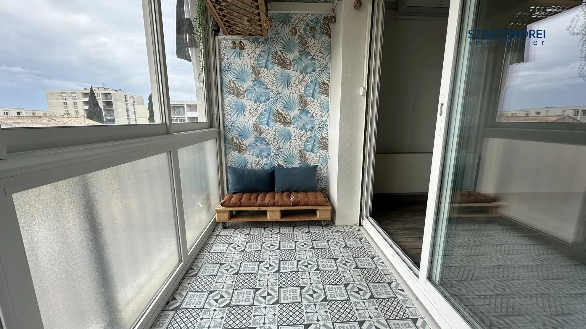 Appartement à vendre Lunel Szentendrei immobilier Appartement 3 pièces rénové avec loggia, cave et parking à Lunel 