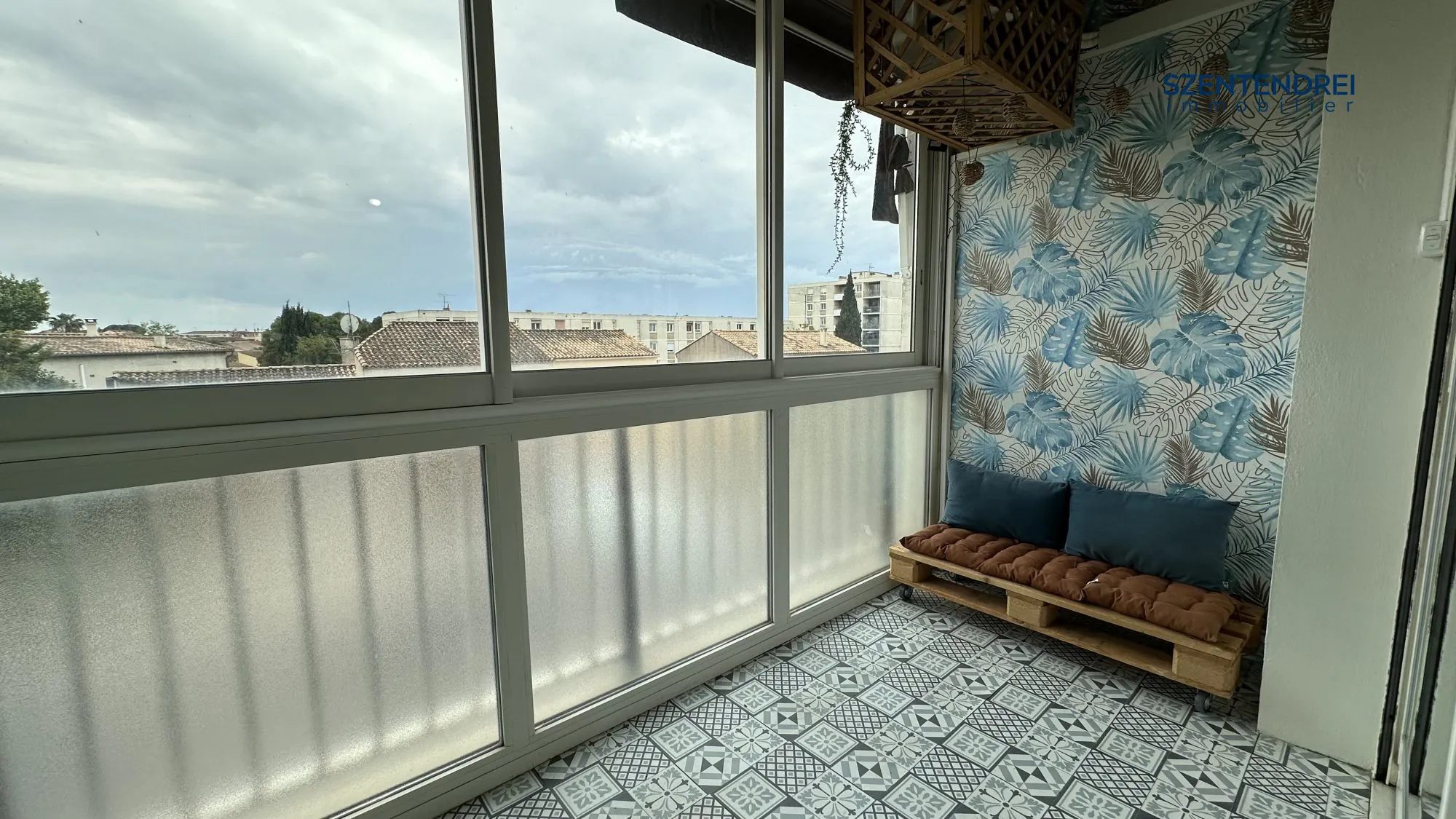 Appartement à vendre Lunel Szentendrei immobilier Appartement 3 pièces rénové avec loggia, cave et parking à Lunel