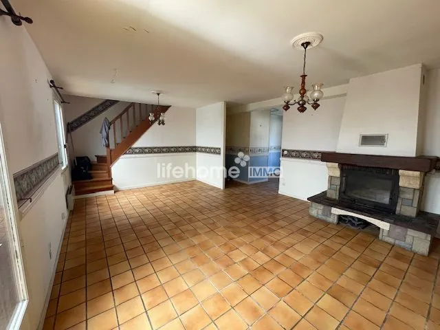 Maison familiale 4 chambres avec jardin clos à Châteauroux