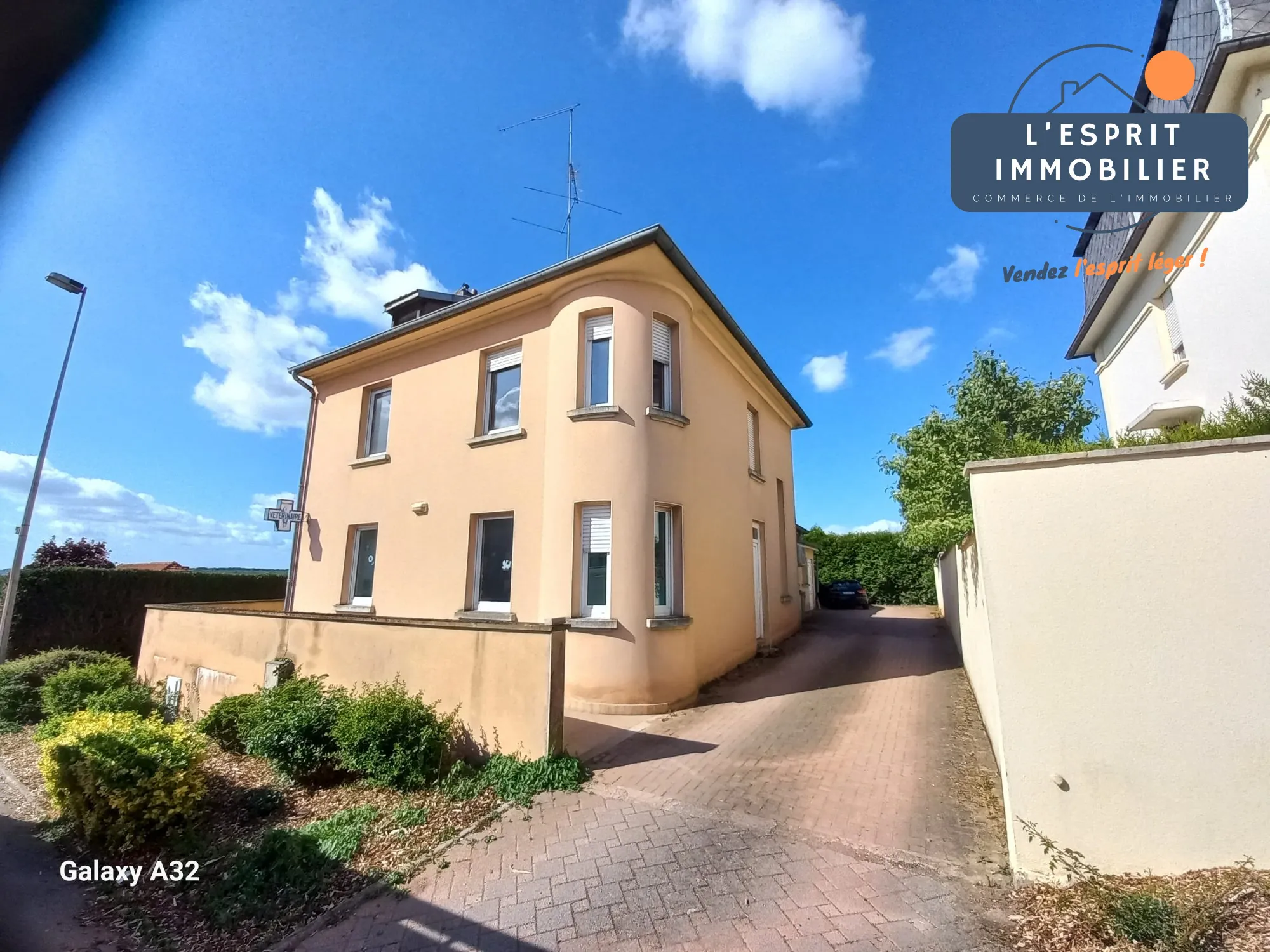 Local commercial lumineux de 290 m² avec logement à Faulquemont