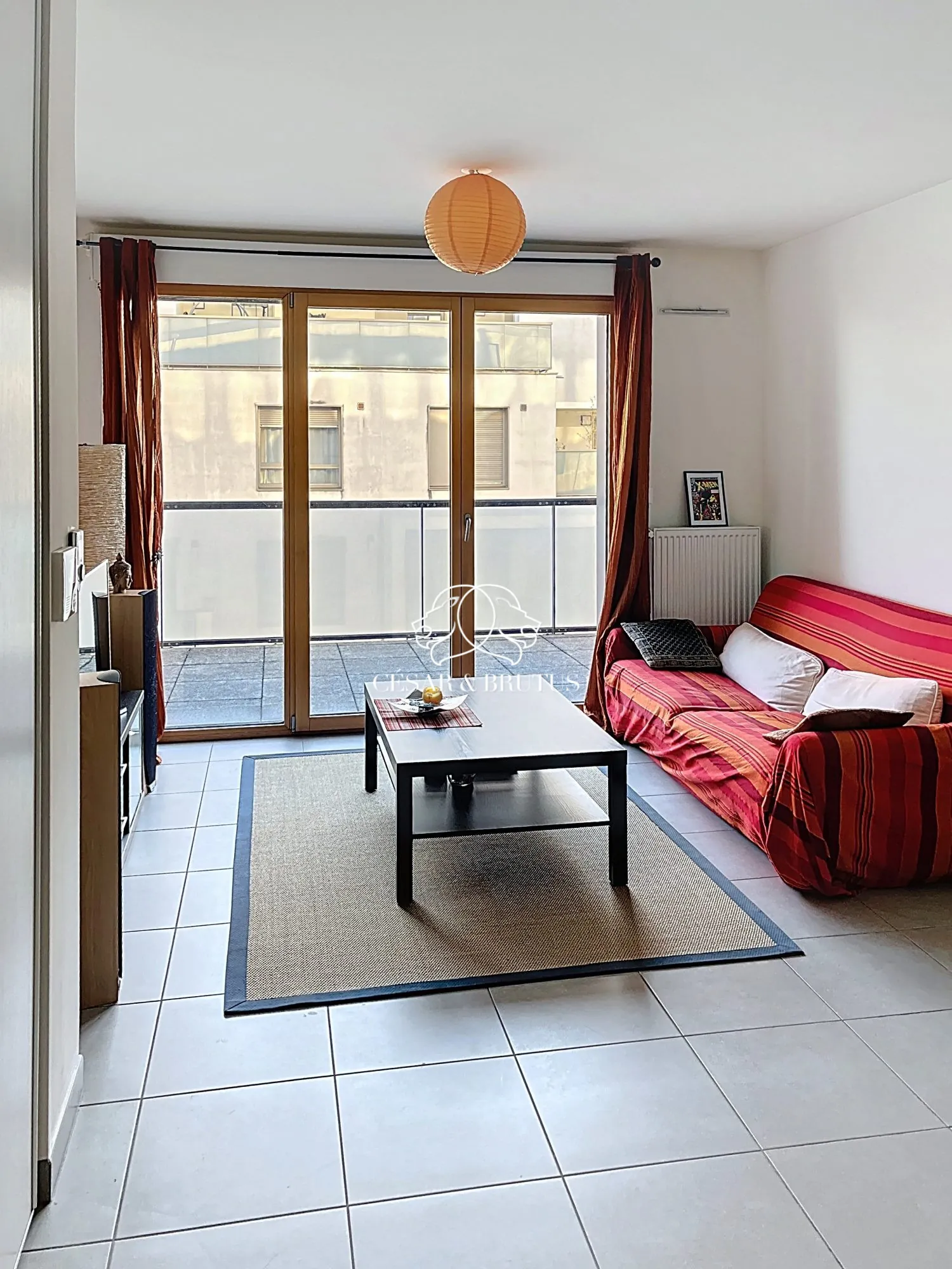 Appartement 2 pièces lumineux avec balcon dans le 8e arrondissement de Lyon
