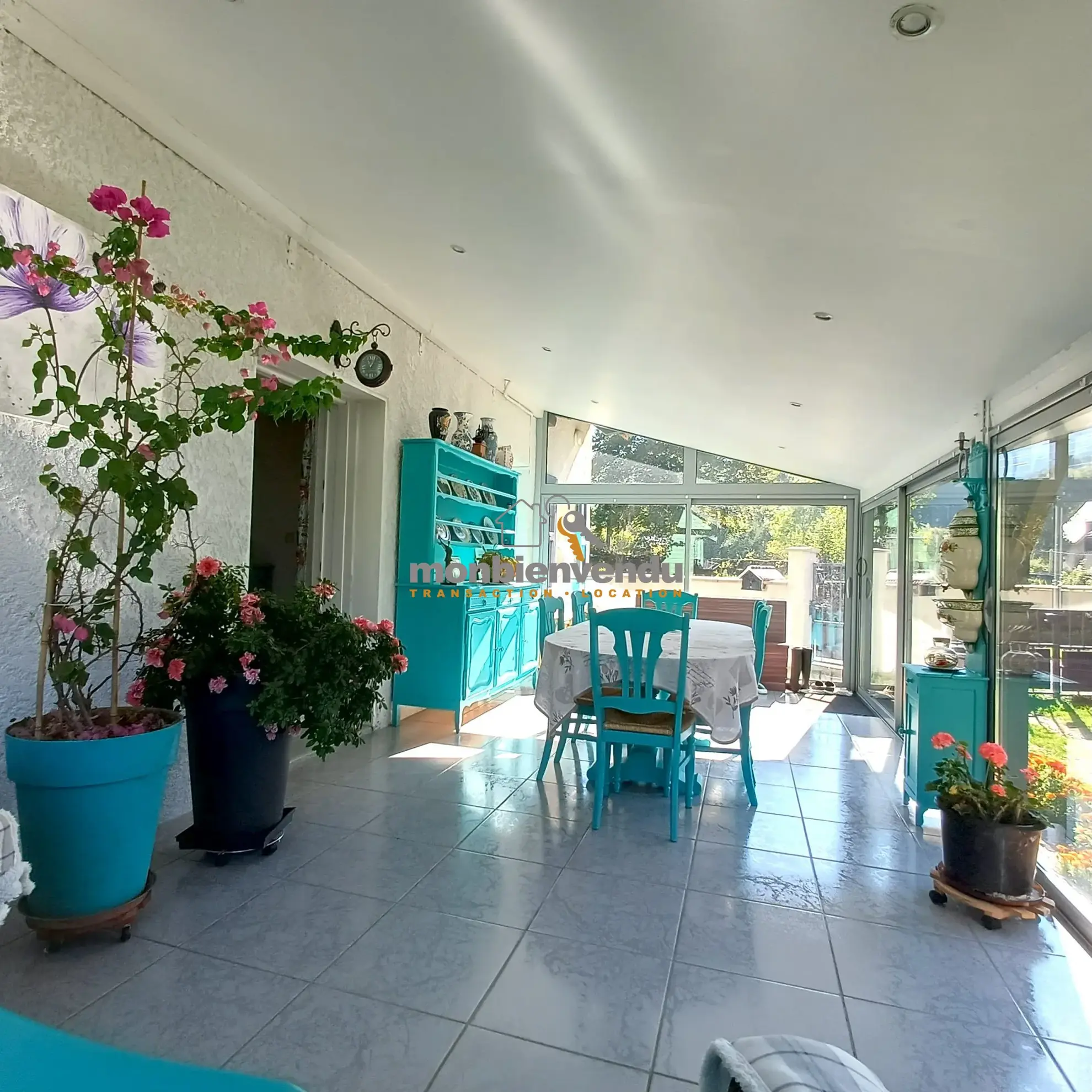 Maison de 106 m² avec 3 chambres, garage et terrain en montagne 