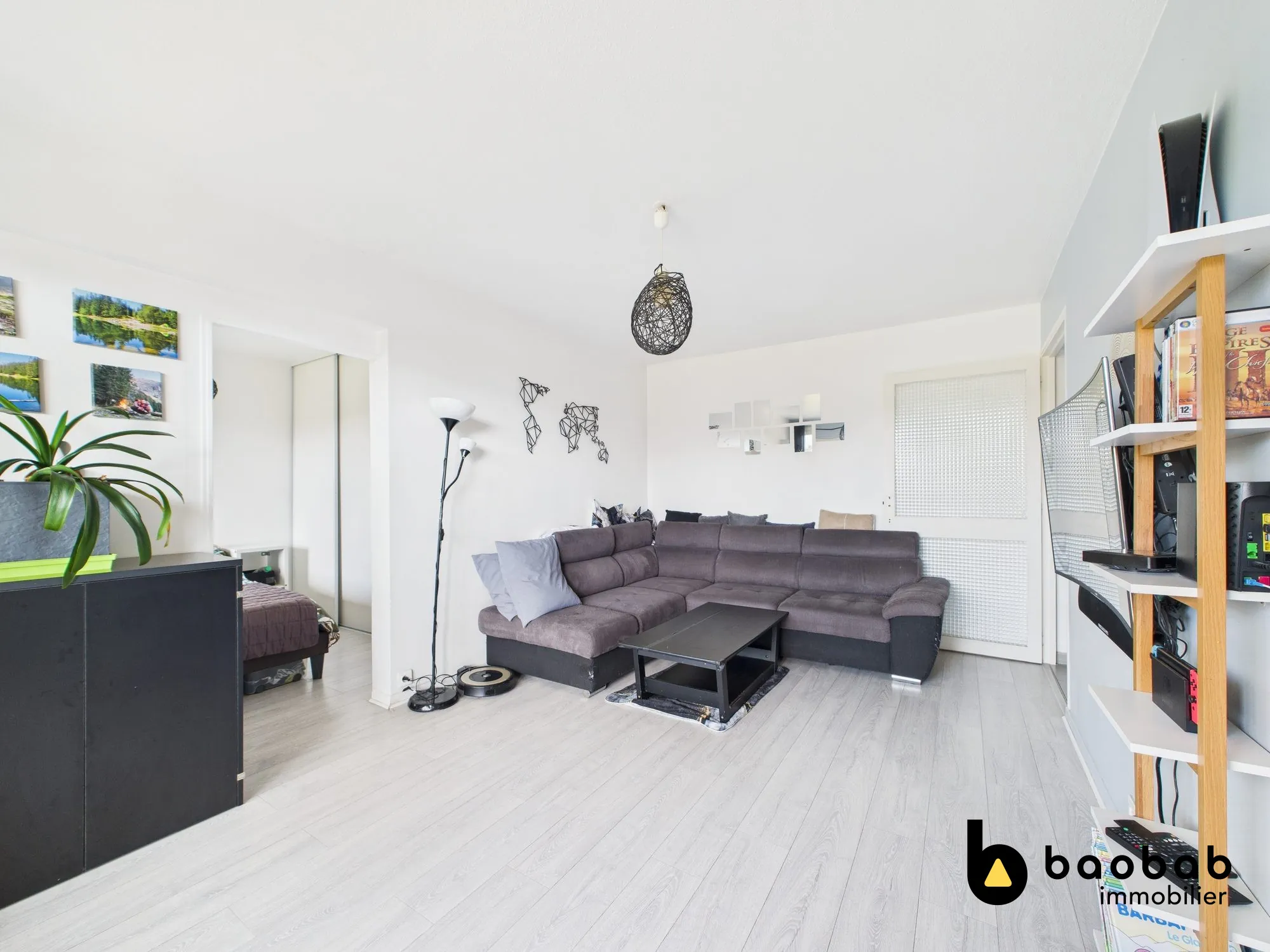 Appartement T3 avec balcon et cave au centre de La Motte-Servolex 