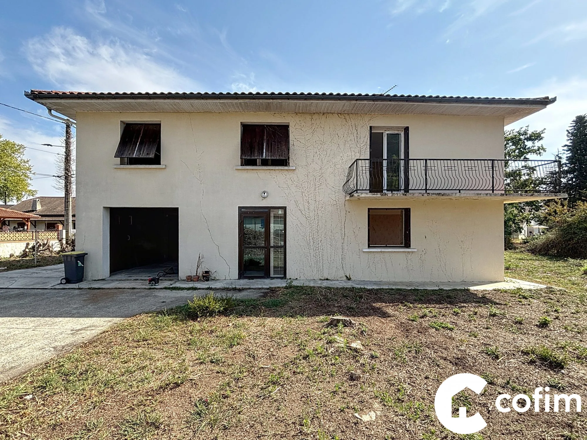 Maison à rénover de 150 m² avec garage à Trie-sur-Baïse