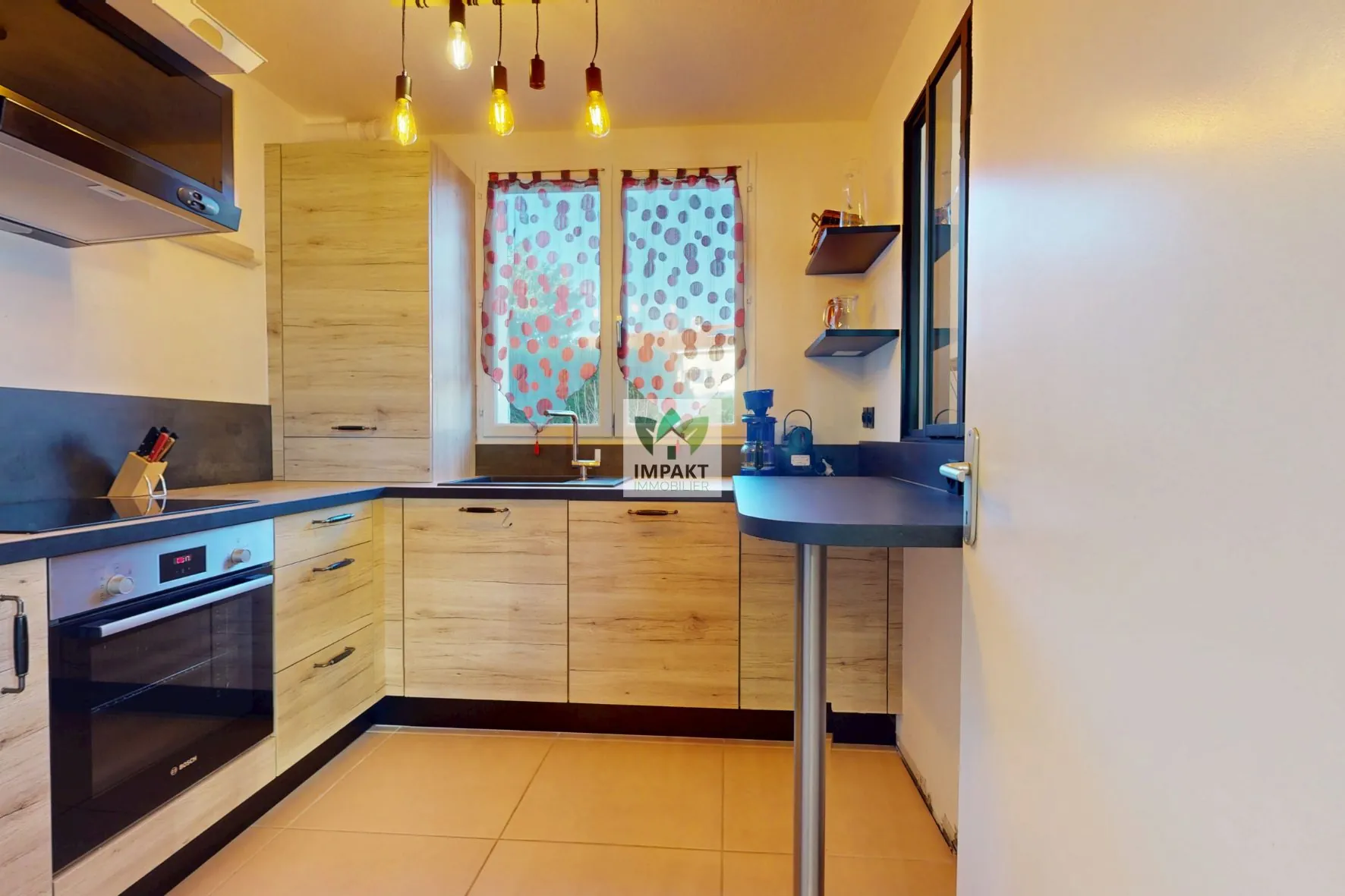 Maison mitoyenne à Chaux avec 3 chambres, jardin et garage - Idéal premier achat 