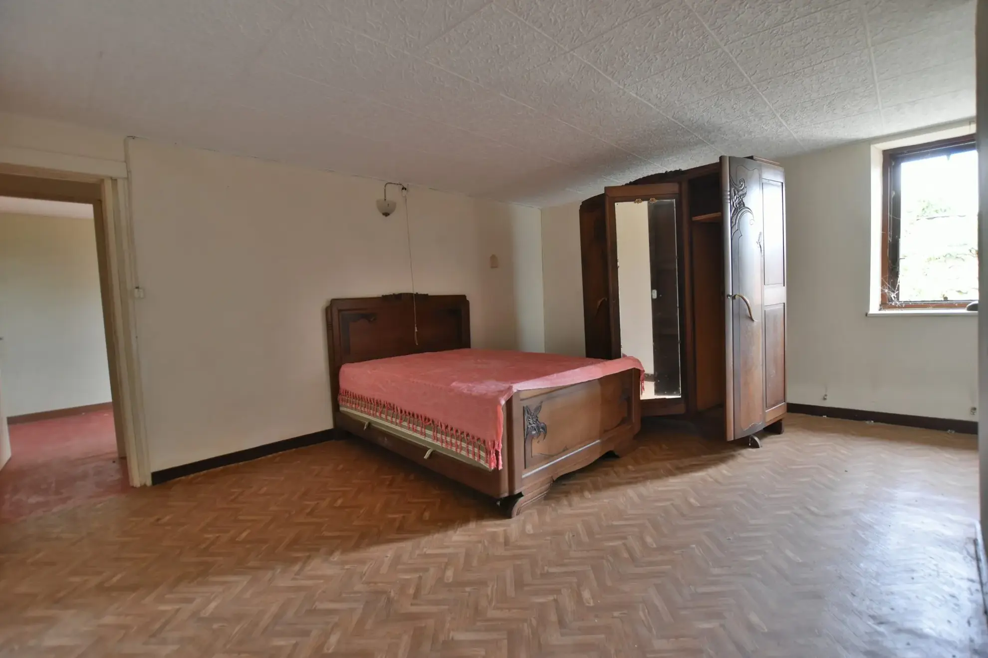 Charmante maison ancienne à Donzacq avec 4 chambres, grand terrain et potentiel de rénovation 