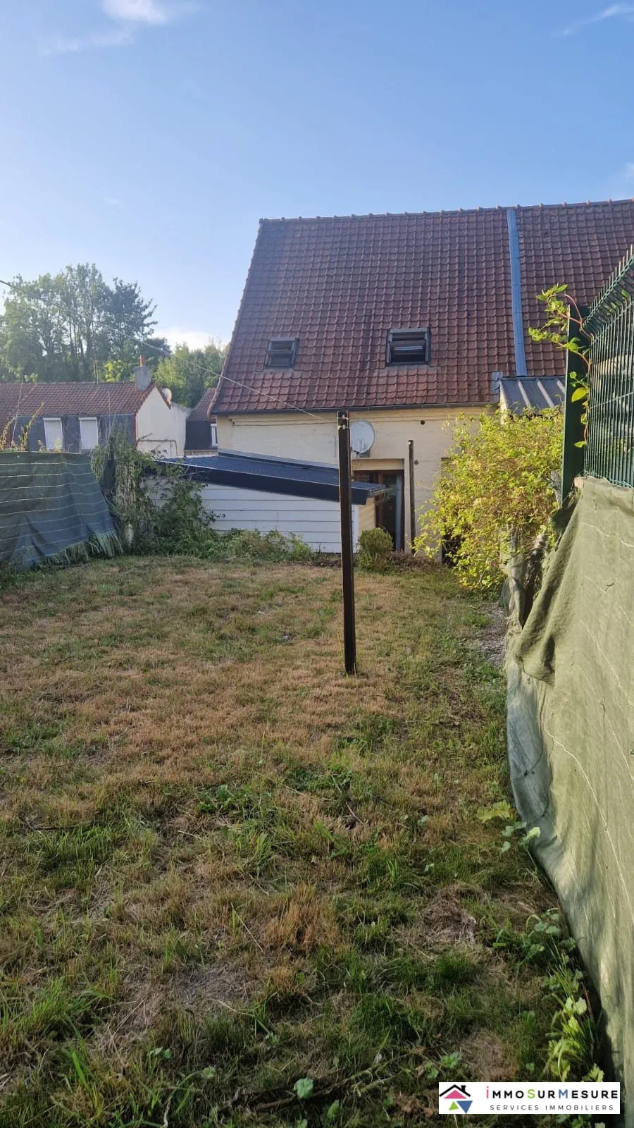 A vendre maison de ville avec jardin à Saint-Pol-sur-Ternoise, 74 m², 2 chambres 