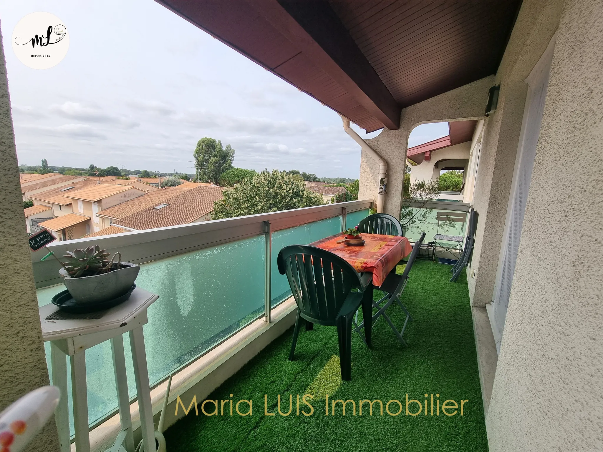 Appartement 3 pièces spacieux avec balcon au centre du Haillan