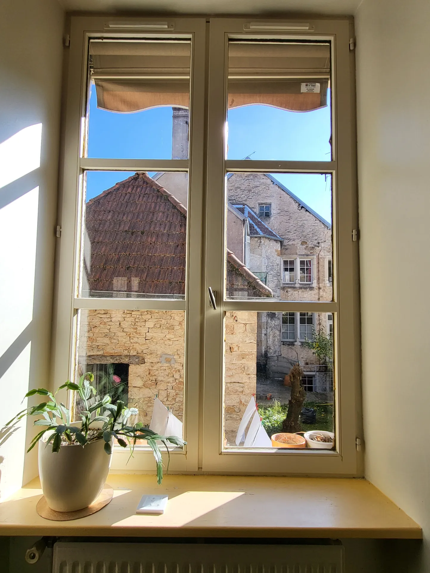 Maison de ville avec 4 chambres et cachet traditionnel au centre de Vesoul