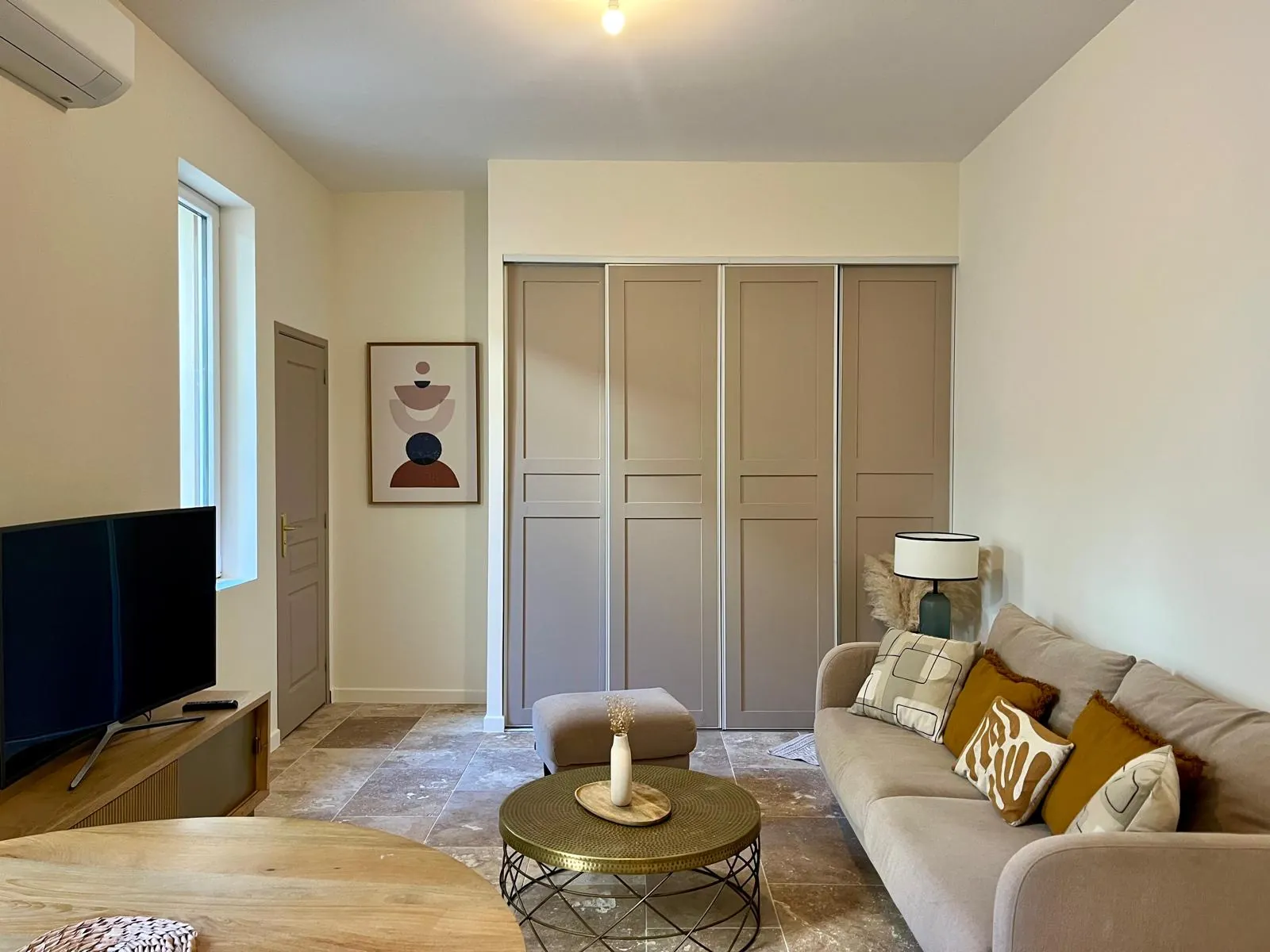 Appartement rénové de 43 m2 au calme en rez-de-chaussée à Sète