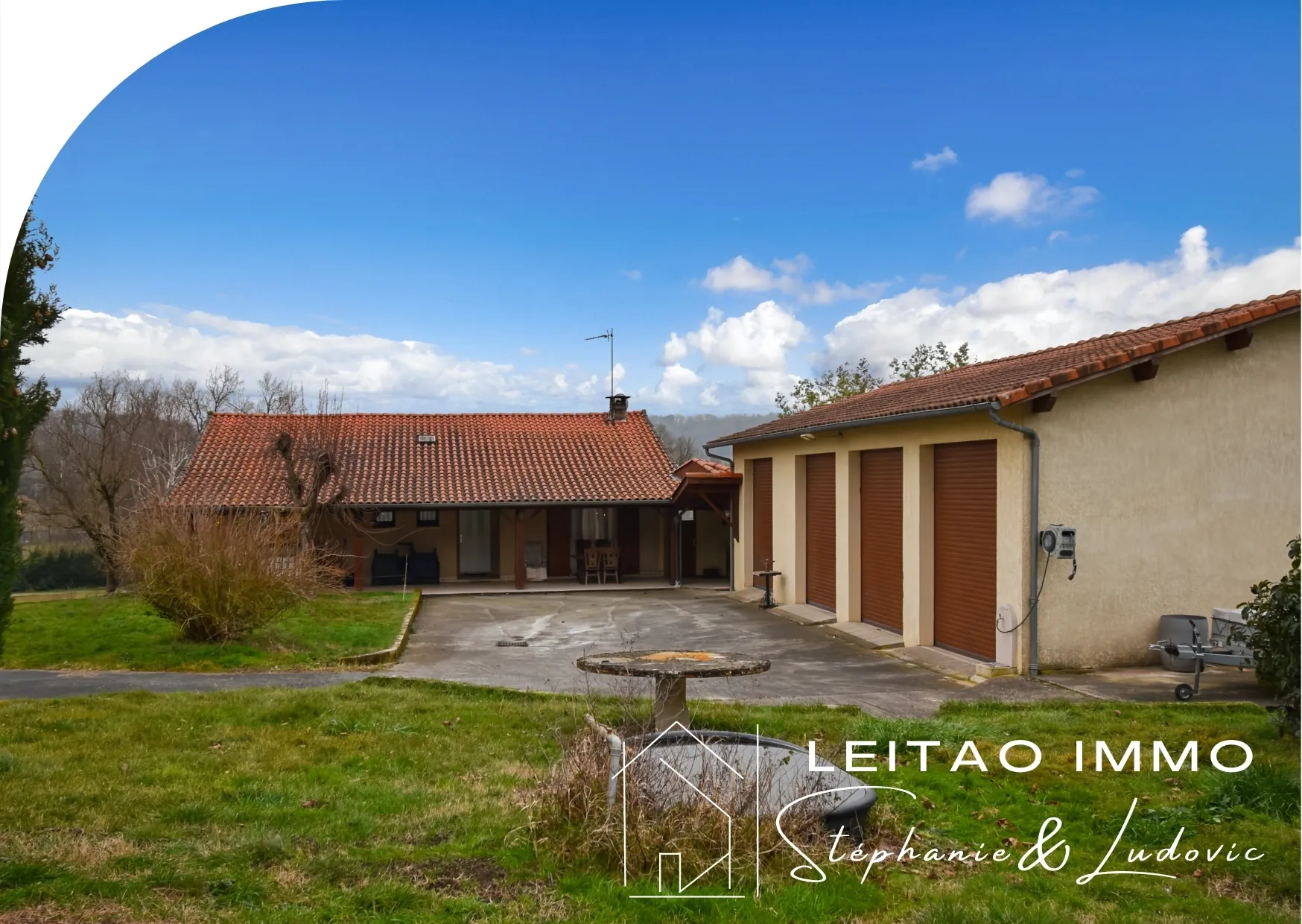 Maison de campagne avec grand garage et terrain de 1 hectare à Graulhet