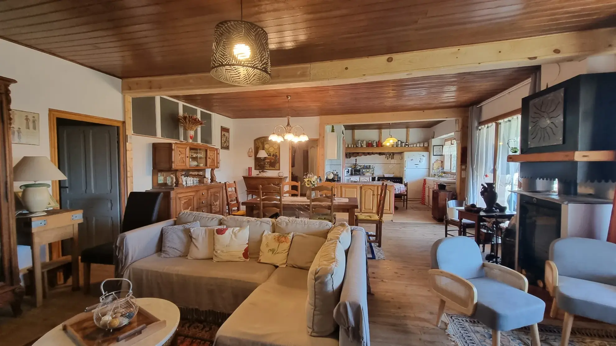 Maison de village rénovée à Coucouron, 140 m², garage, Ardèche