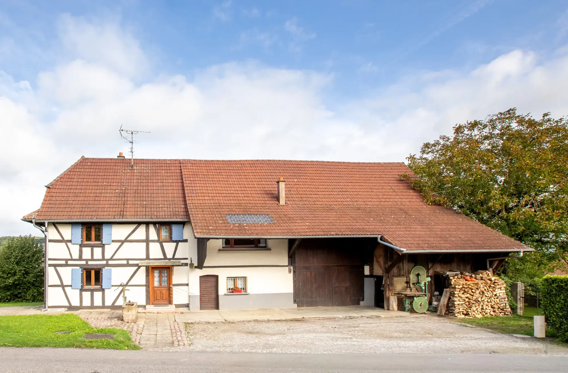 Maison alsacienne authentique avec dépendance à Manspach - 125 m²