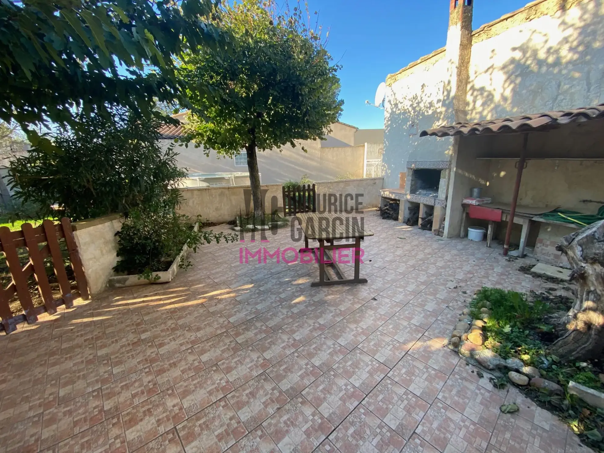 Maison à rénover de 130 m² avec piscine à Sorgues 