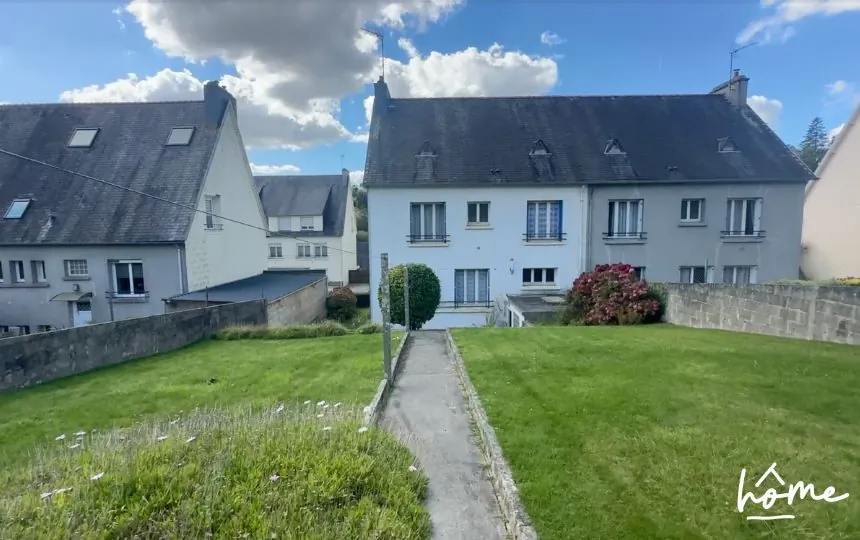 Maison à rénover à Landerneau, grande, 6 chambres, proche écoles 
