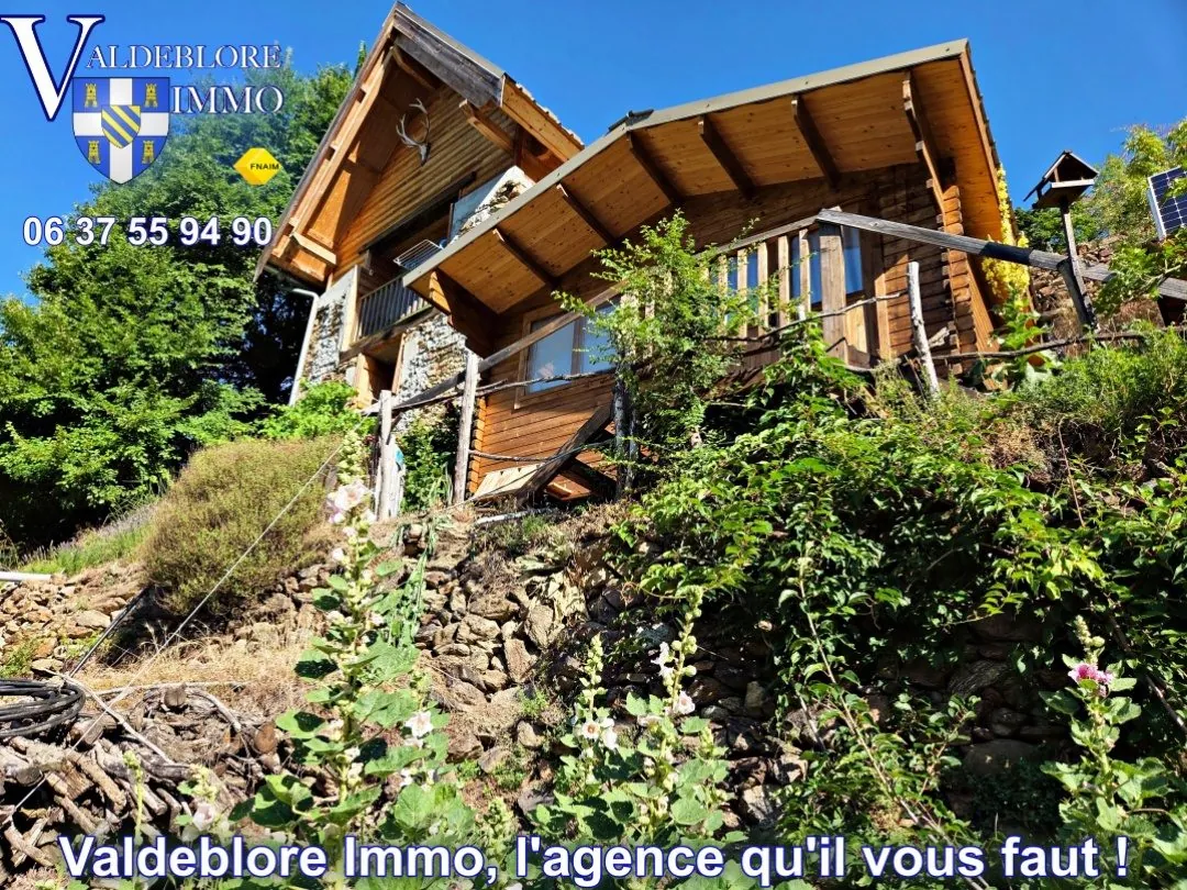 Charmante ancienne grange rénovée à Isola, terrain de 10 174 m², idéal pour autonomie et vie en montagne