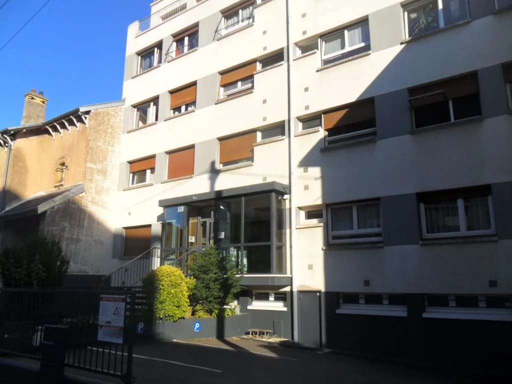 Appartement T5 à Vandoeuvre-lès-Nancy avec balcon et cave 