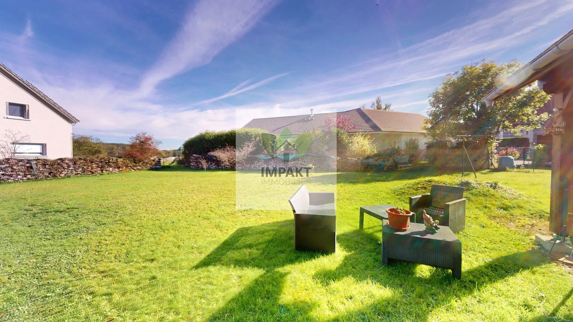 Maison de 180 m² à Frais avec terrain, 4 chambres, garage et grenier aménageable 