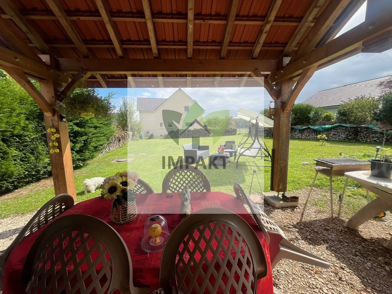 Maison de 180 m² à Frais avec terrain, 4 chambres, garage et grenier aménageable 