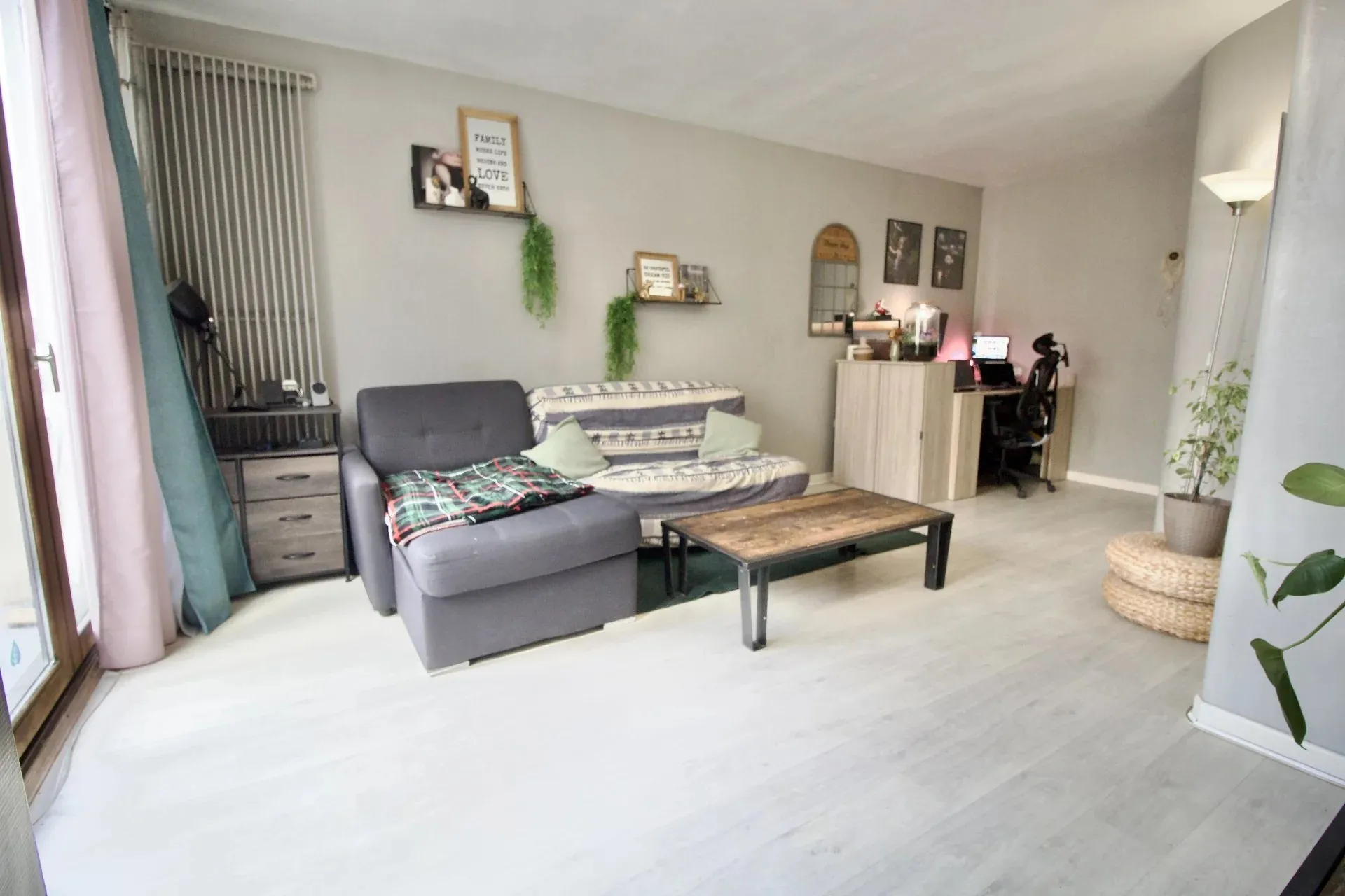 Appartement 2 pièces de 54,77 m² avec balcon à Élancourt, proche commodités 