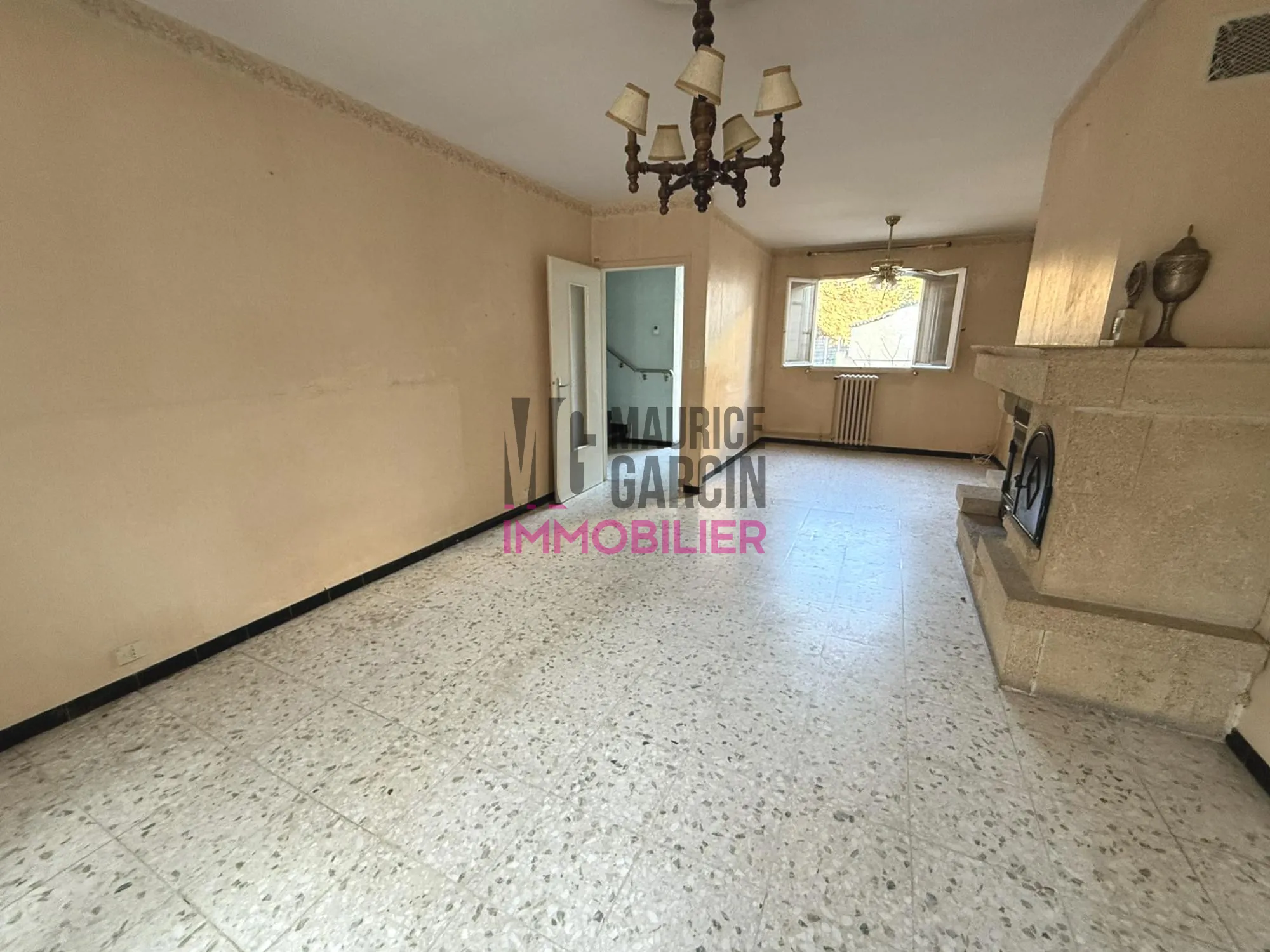 Maison de 105 m² à rénover à Avignon, secteur calme et recherché 