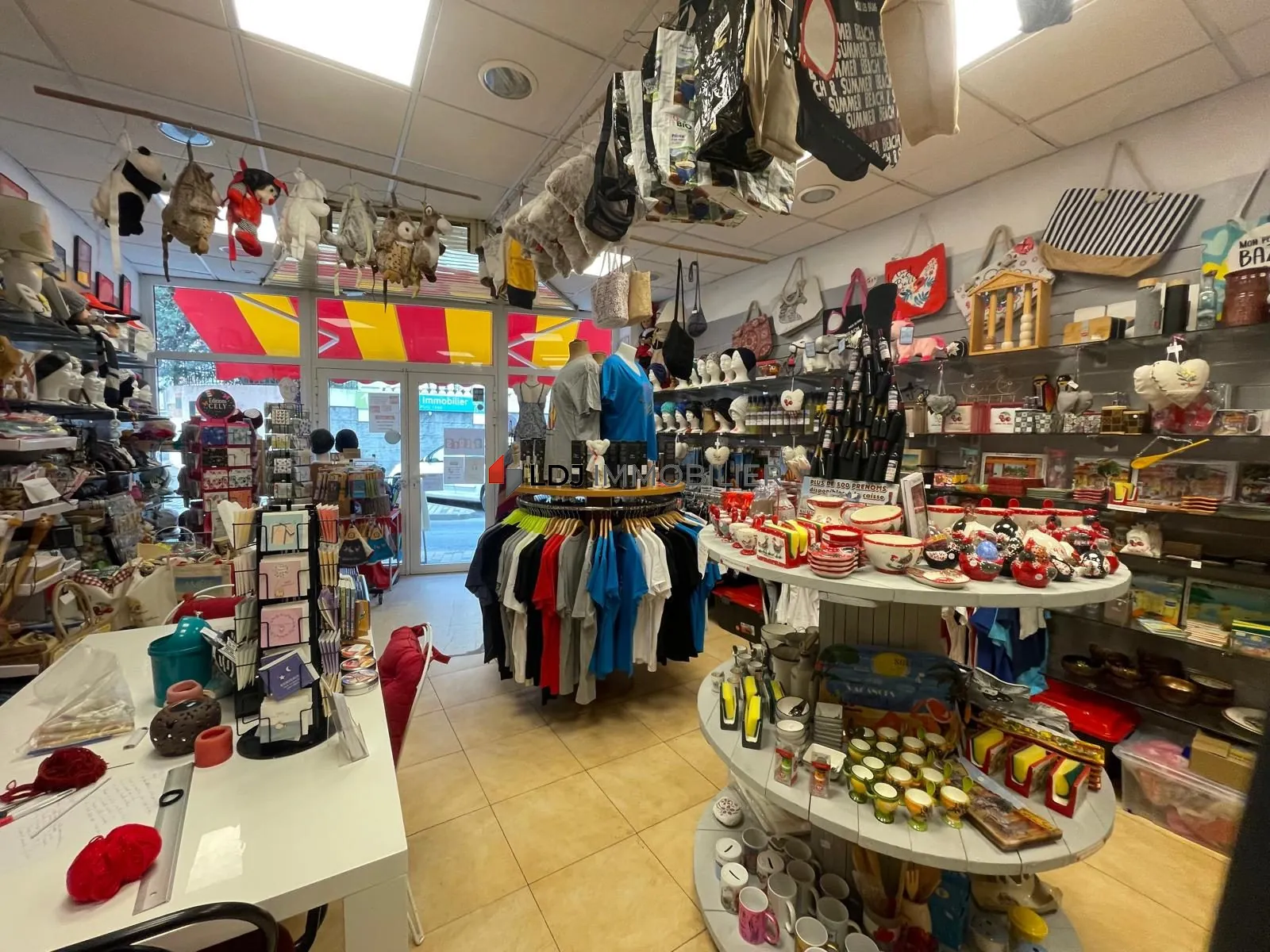 Fonds de commerce à vendre à Amélie-les-Bains-Palalda, 45 m², emplacement stratégique 