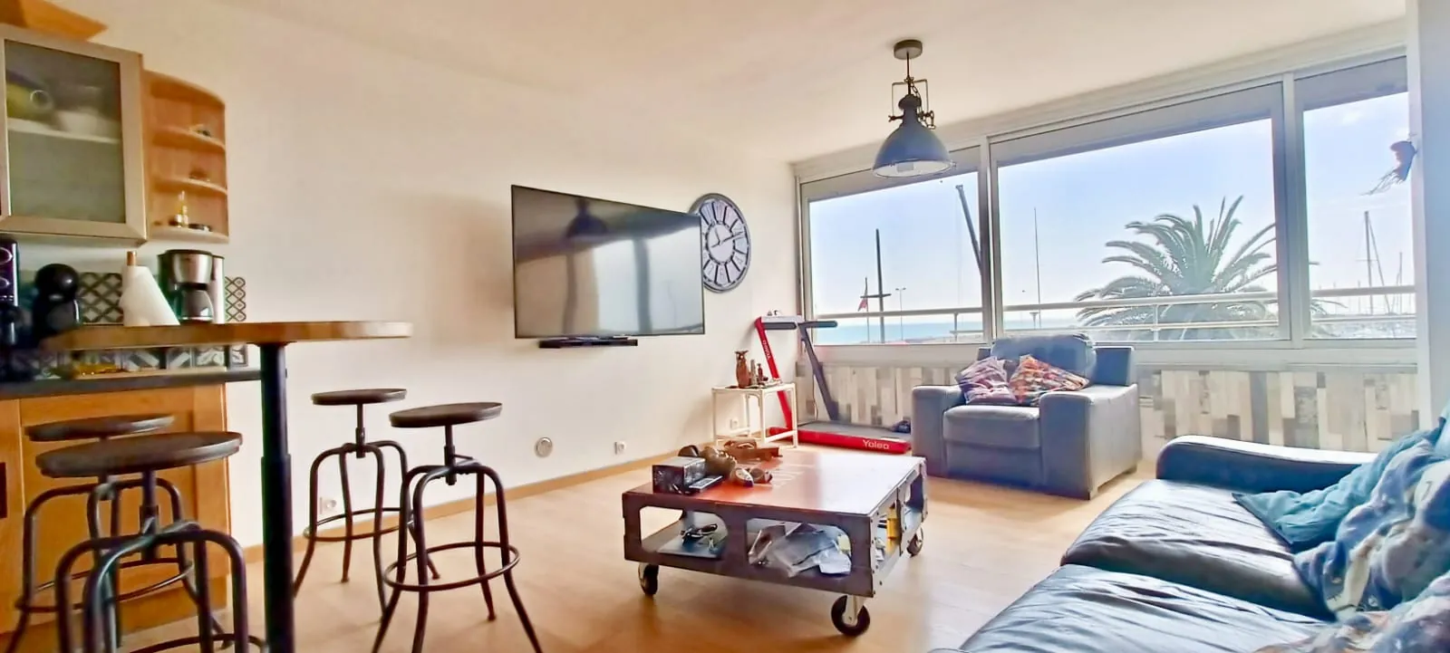 Appartement T3 rénové avec vue mer à Narbonne plage